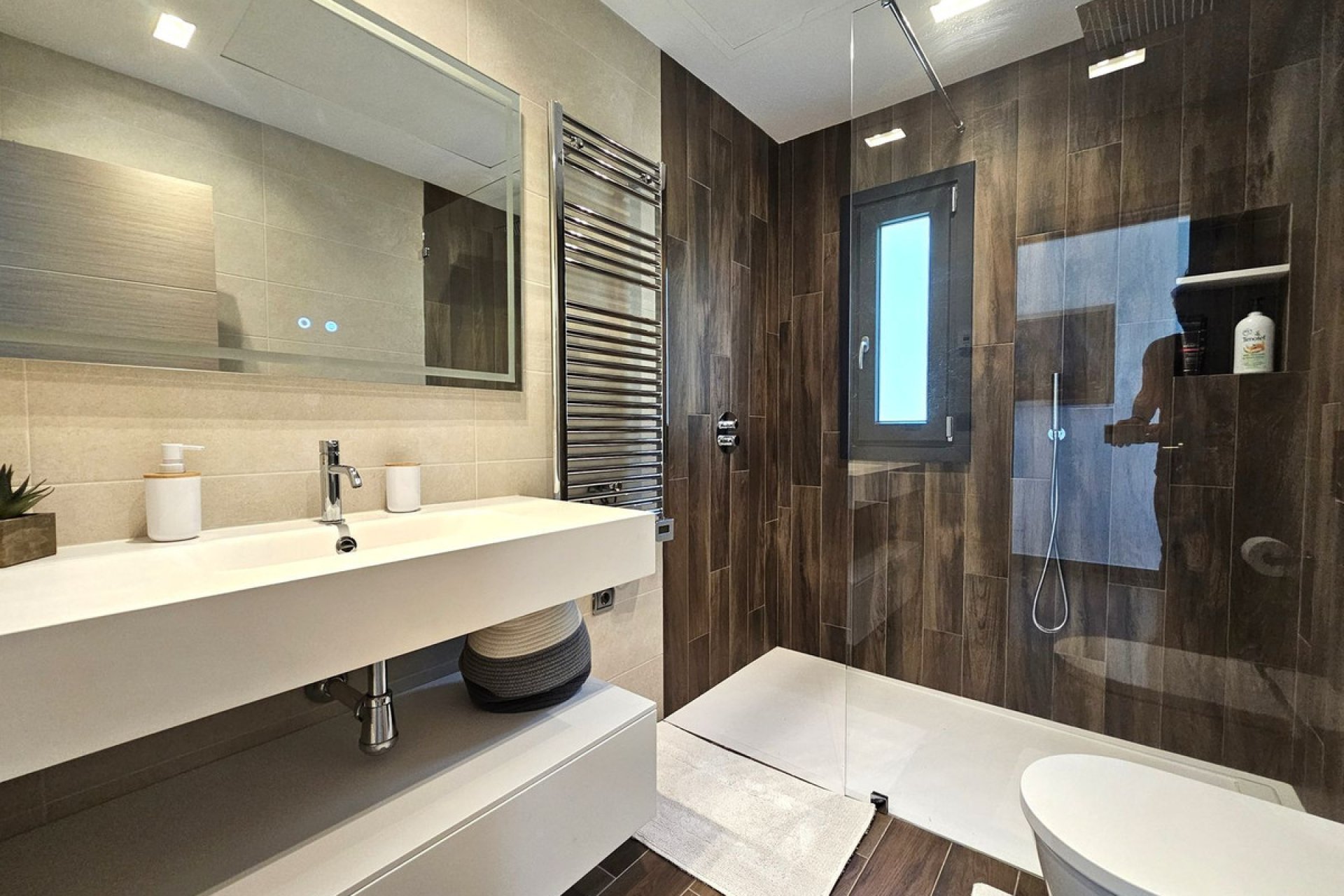 Resale - House - Detached Villa - Benahavís - Benahavís Centro