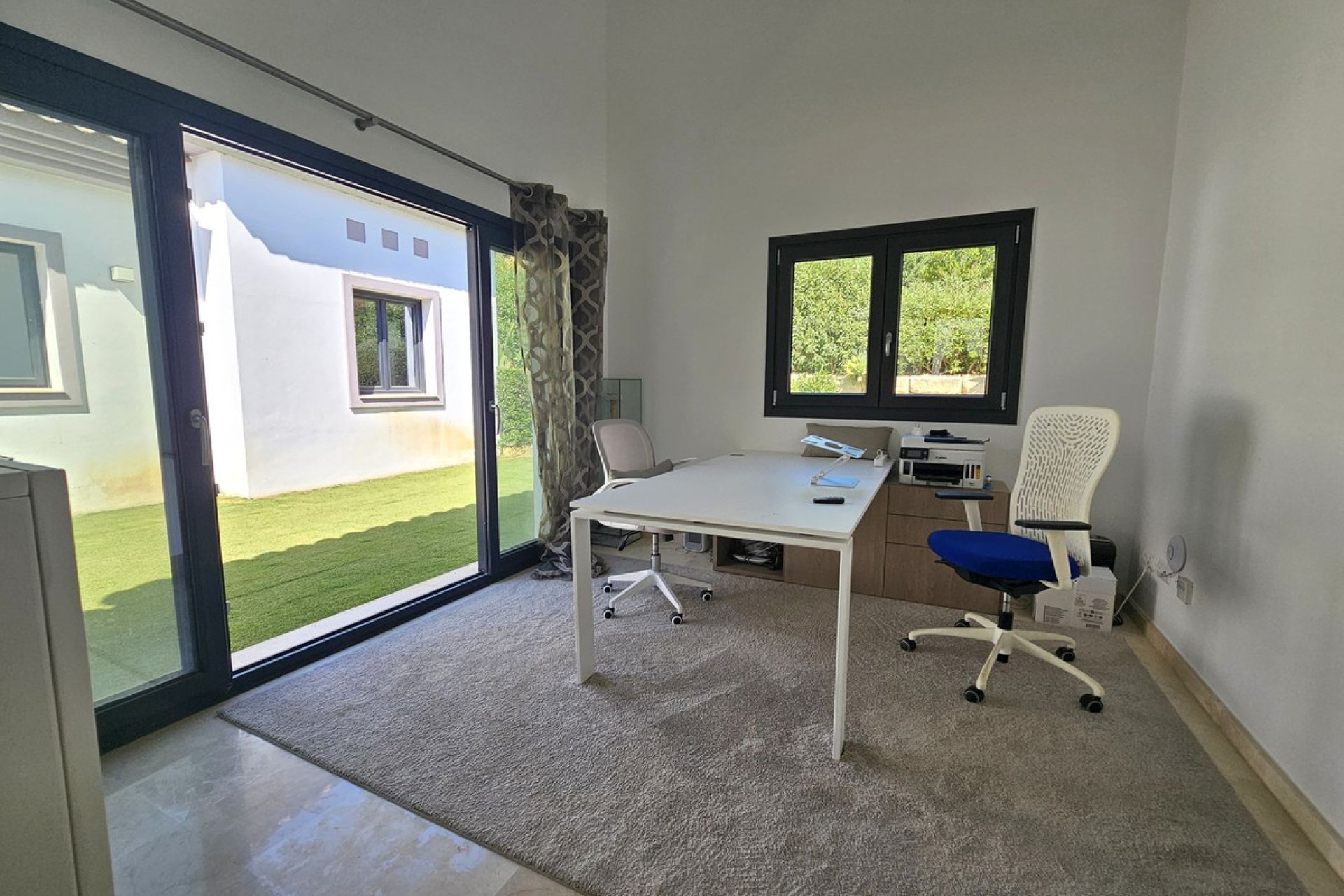 Resale - House - Detached Villa - Benahavís - Benahavís Centro