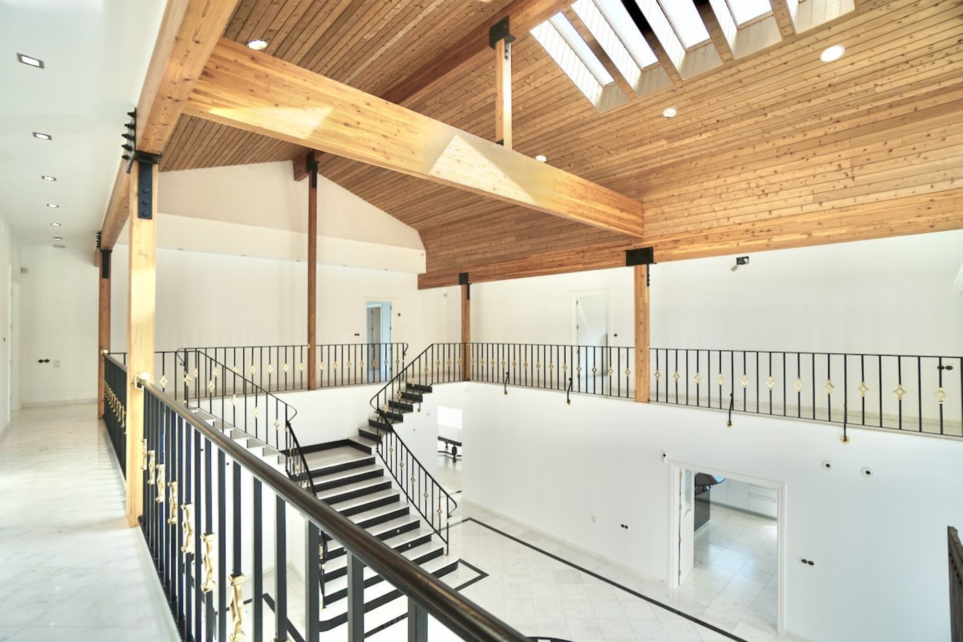 Resale - House - Detached Villa - Benahavís - Benahavís Centro