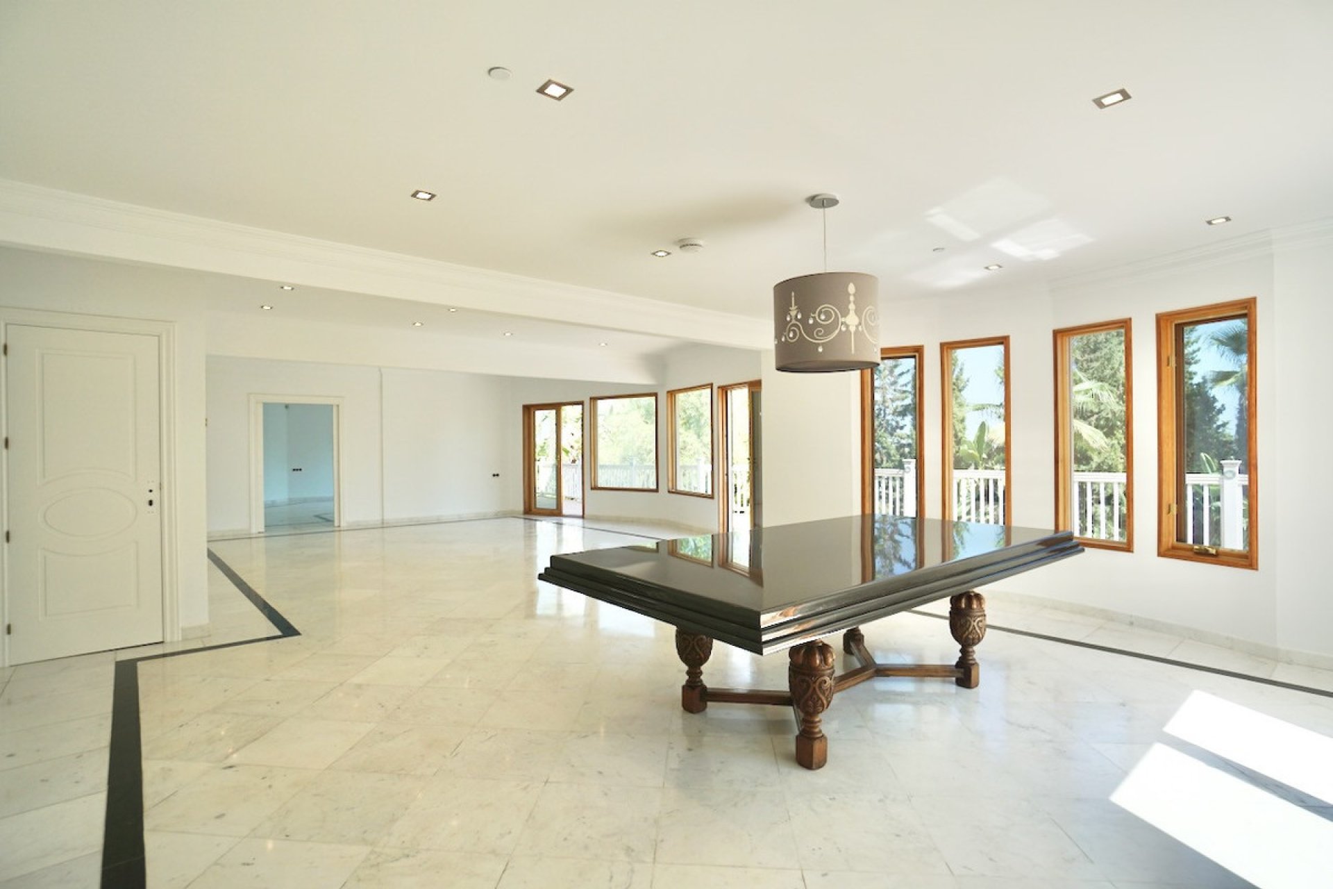 Resale - House - Detached Villa - Benahavís - Benahavís Centro