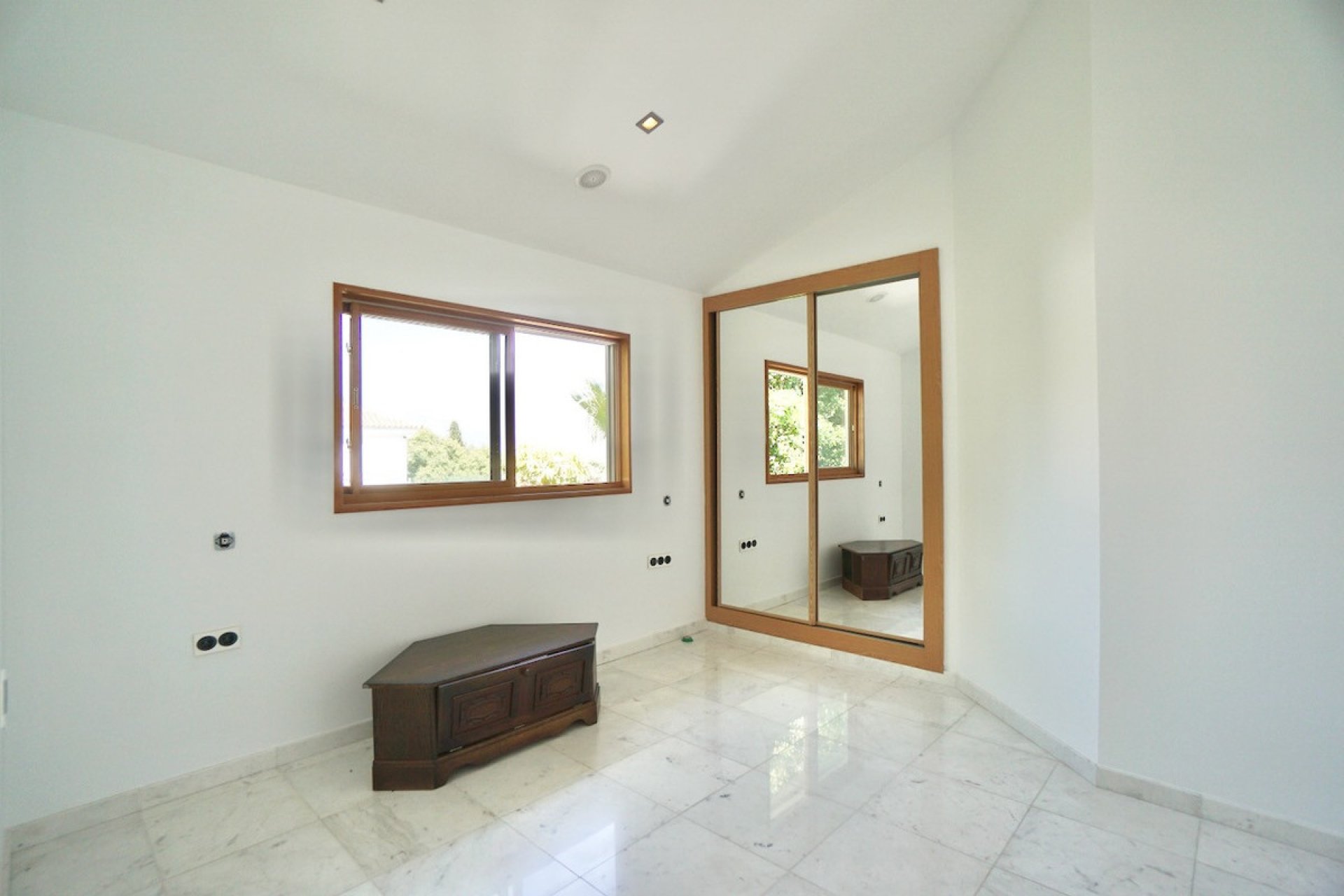 Resale - House - Detached Villa - Benahavís - Benahavís Centro