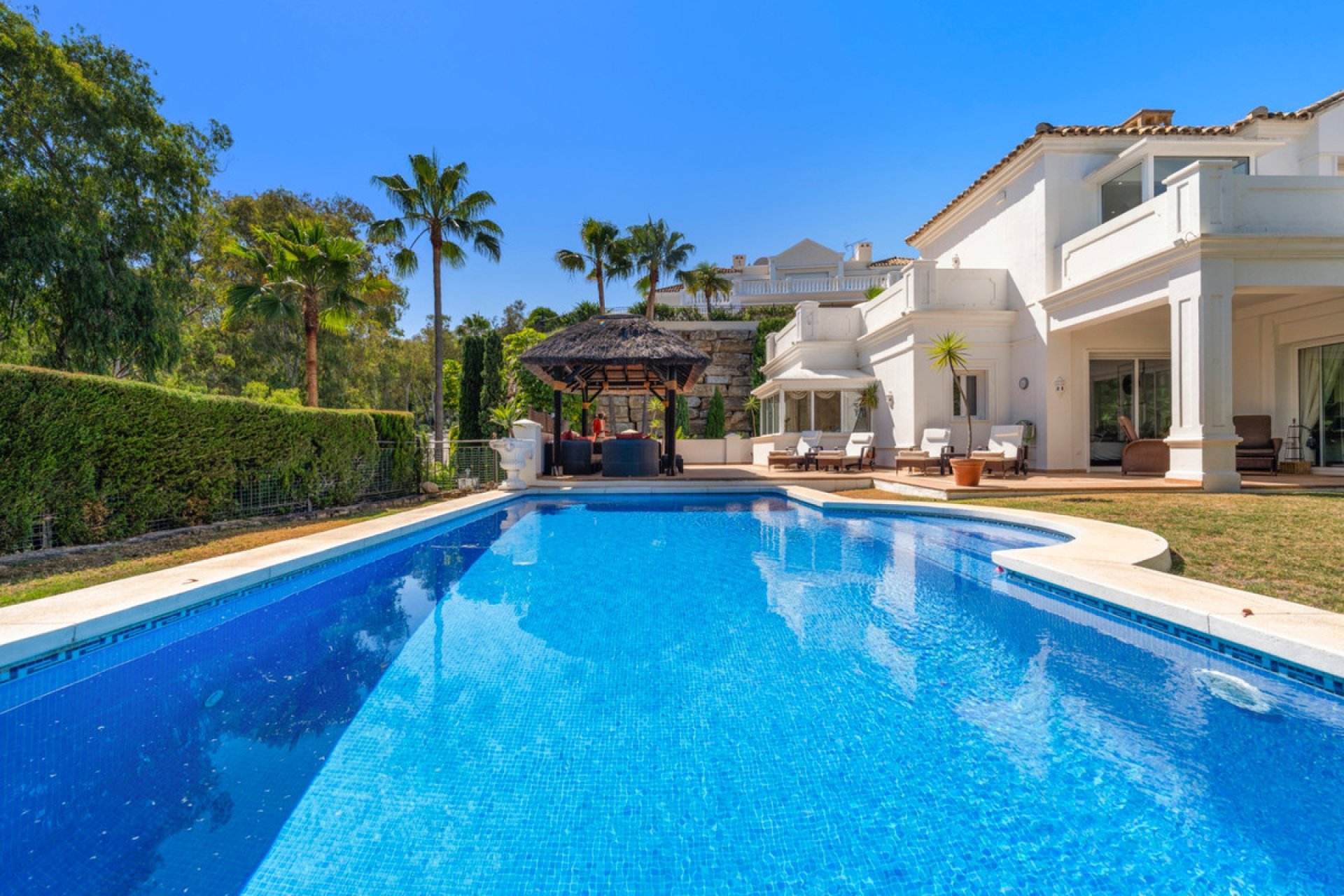 Resale - House - Detached Villa - Benahavís - Benahavís Centro