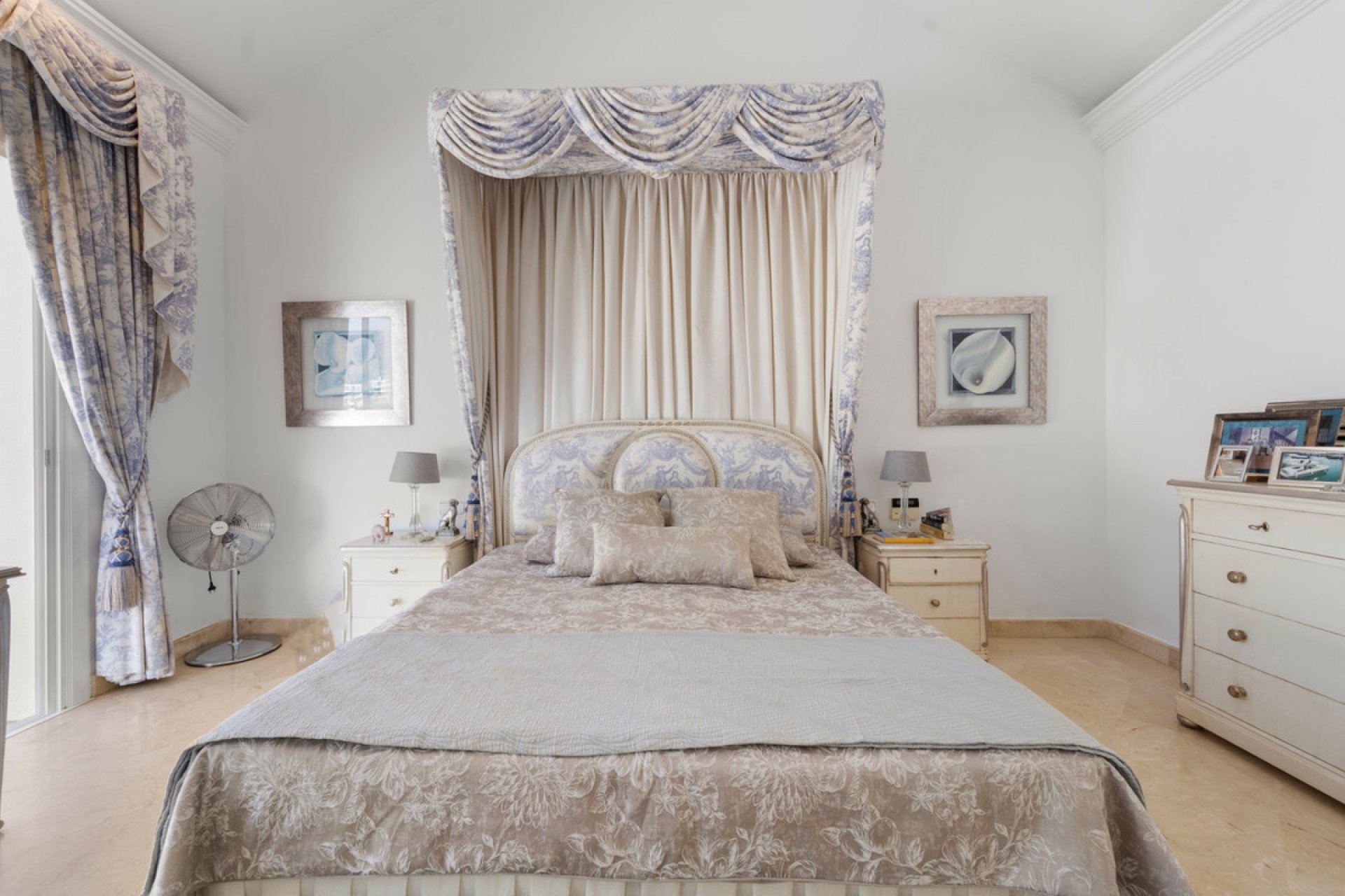 Resale - House - Detached Villa - Benahavís - Benahavís Centro