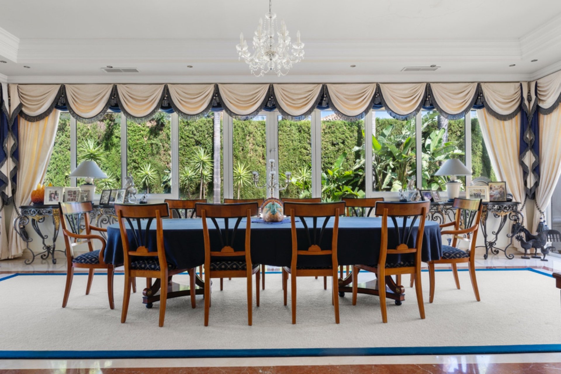 Resale - House - Detached Villa - Benahavís - Benahavís Centro