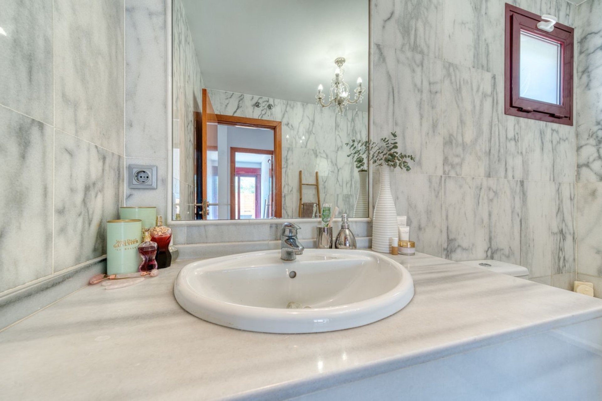 Resale - House - Detached Villa - Benahavís - Benahavís Centro