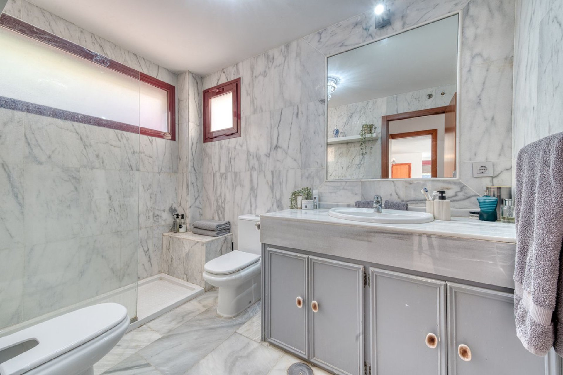 Resale - House - Detached Villa - Benahavís - Benahavís Centro