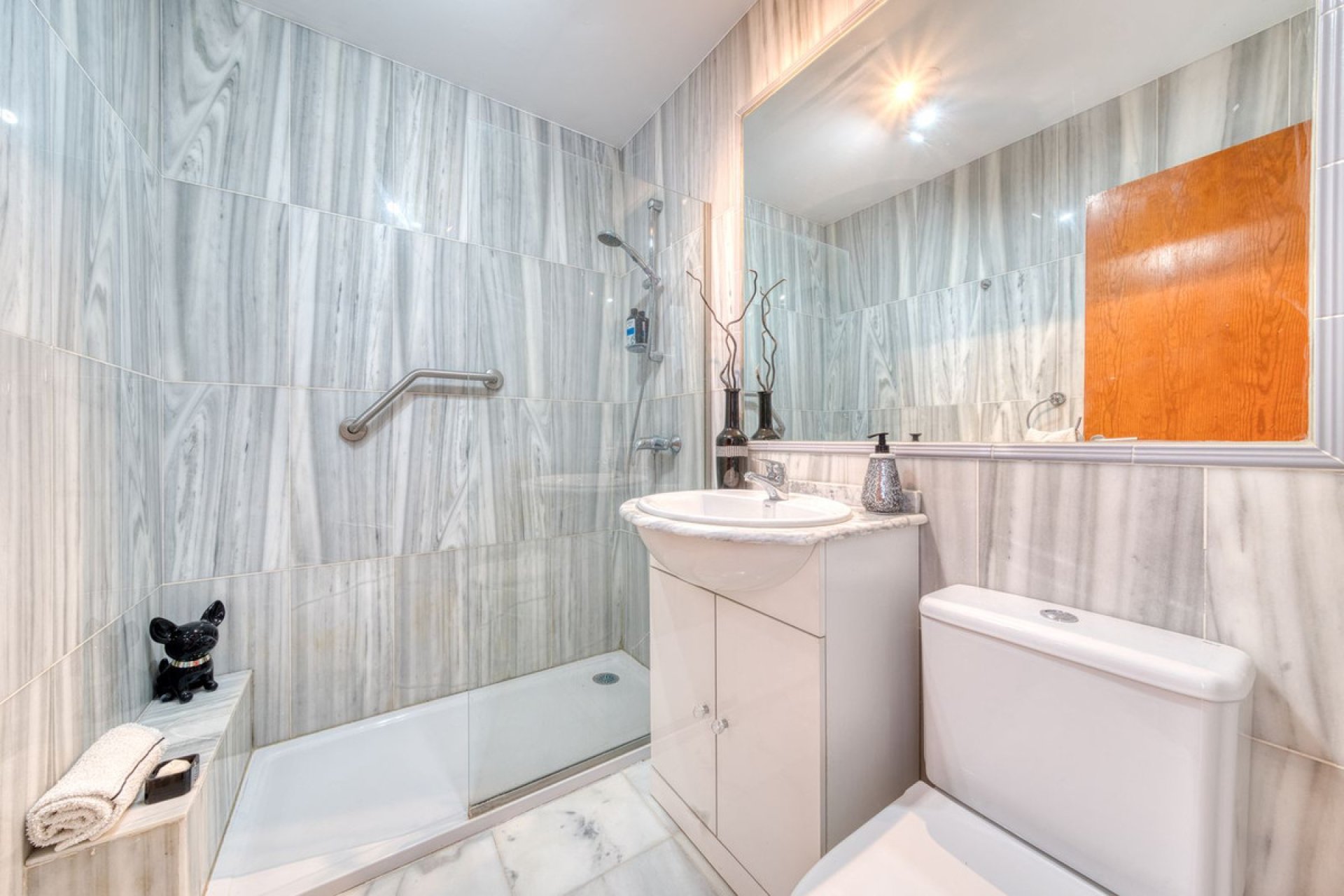 Resale - House - Detached Villa - Benahavís - Benahavís Centro