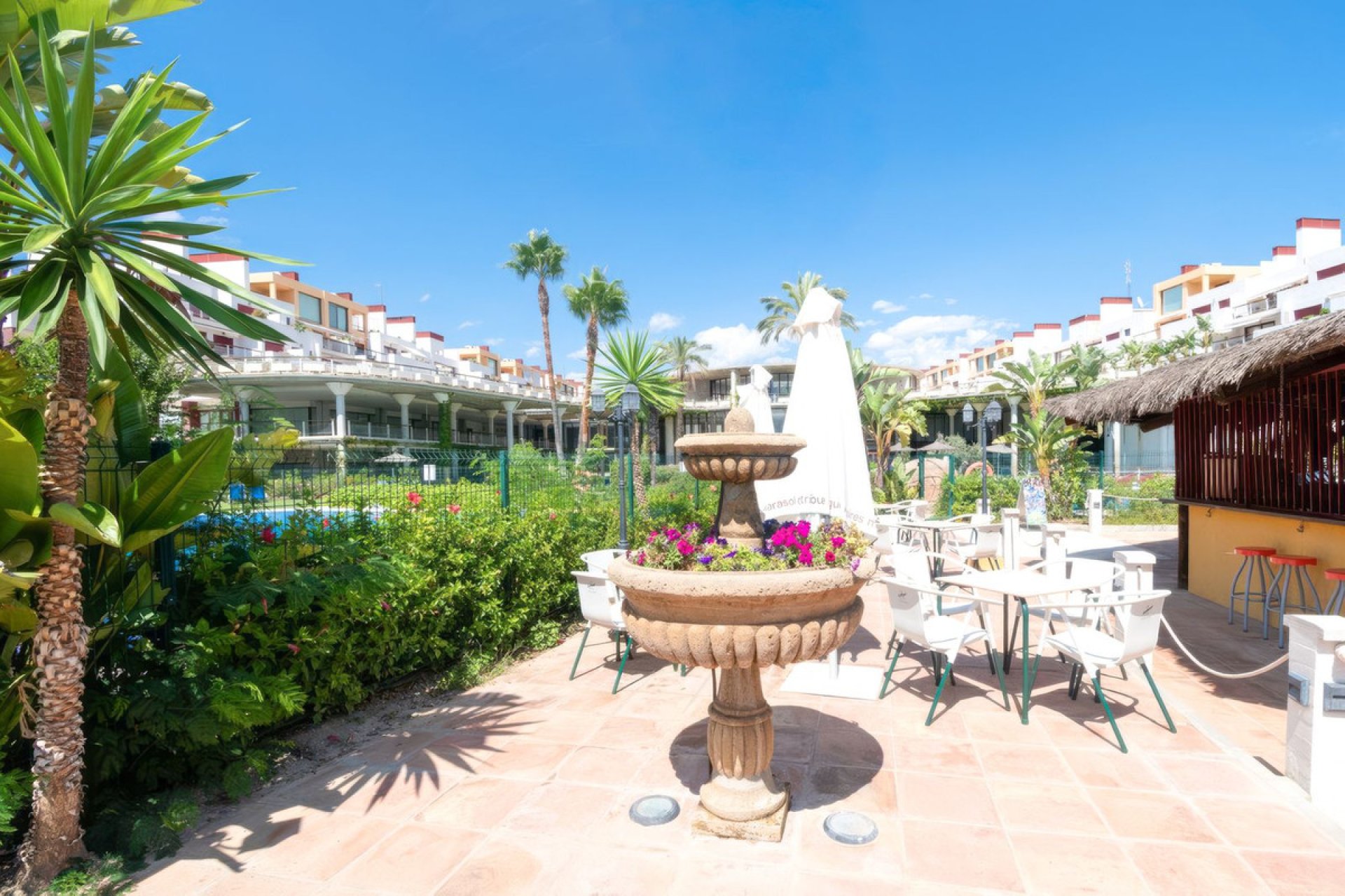 Resale - House - Detached Villa - Benahavís - Benahavís Centro