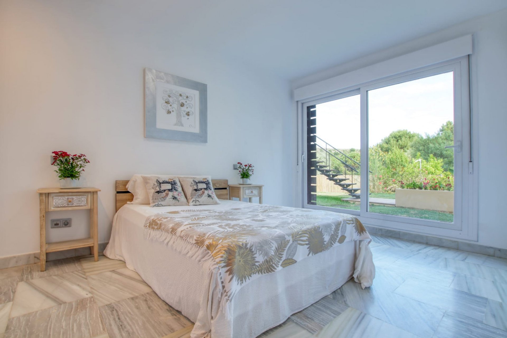 Resale - House - Detached Villa - Benahavís - Benahavís Centro