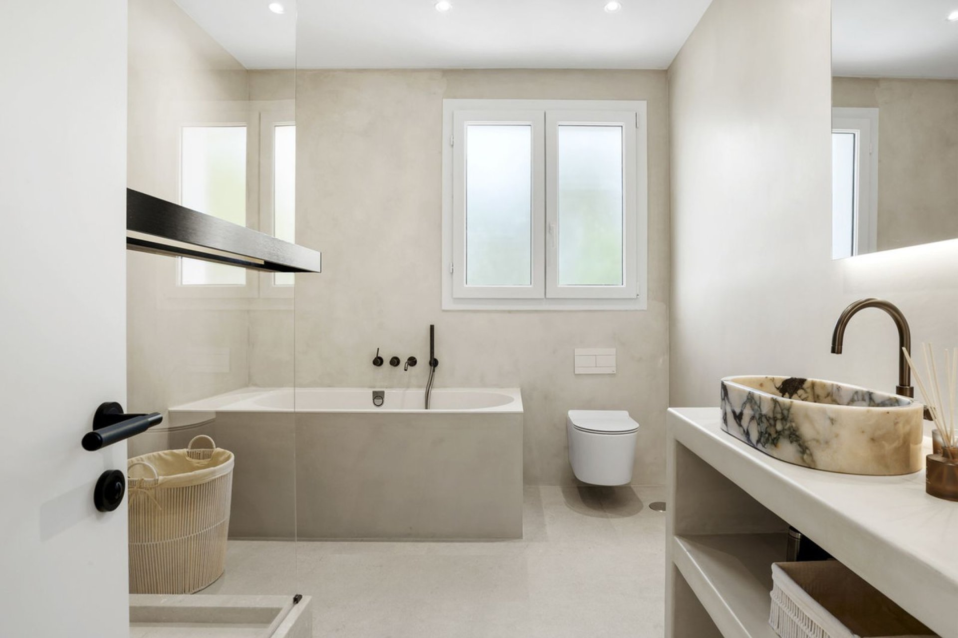 Resale - House - Detached Villa - Benahavís - Benahavís Centro