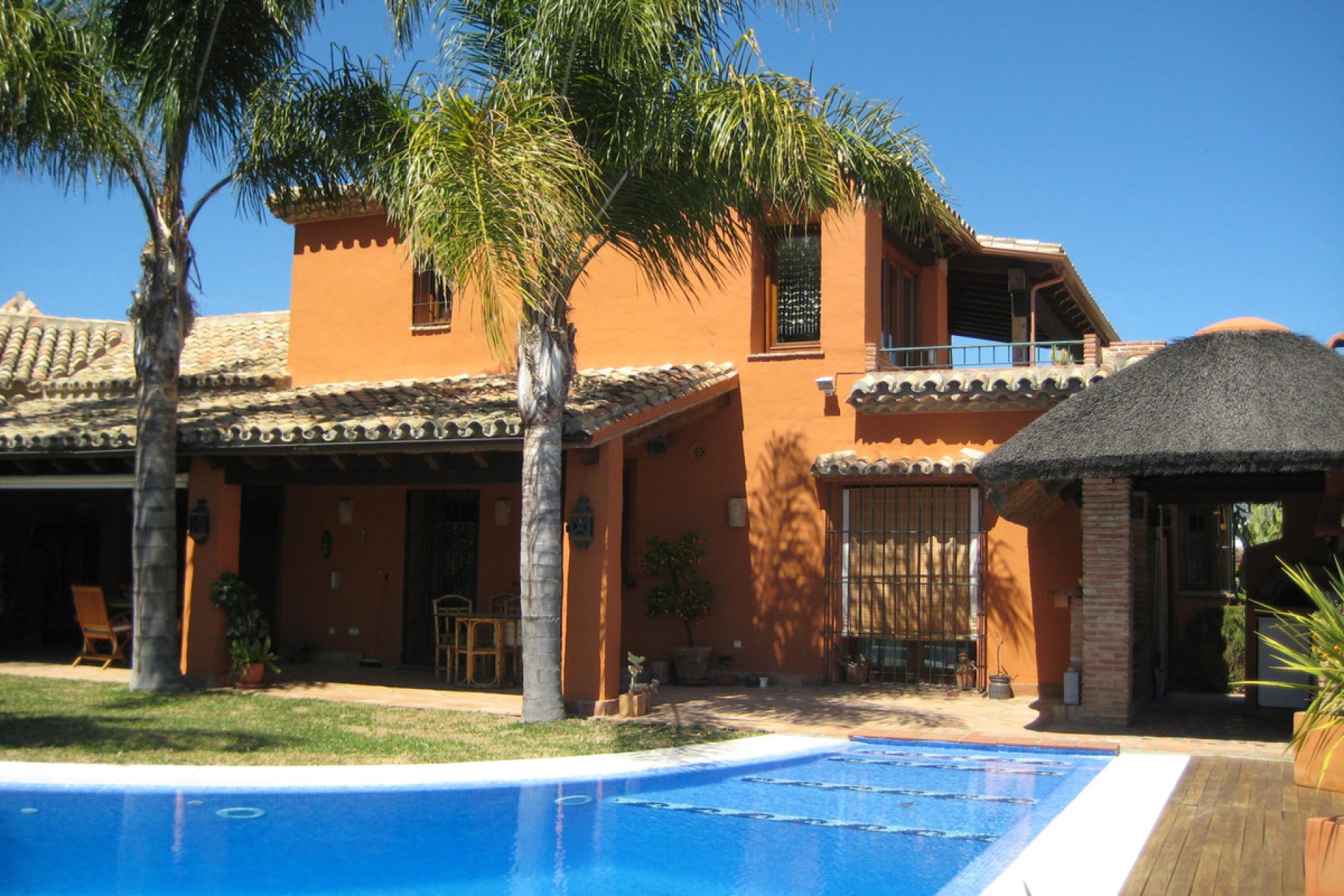 Resale - House - Detached Villa - Benahavís - Benahavís Centro