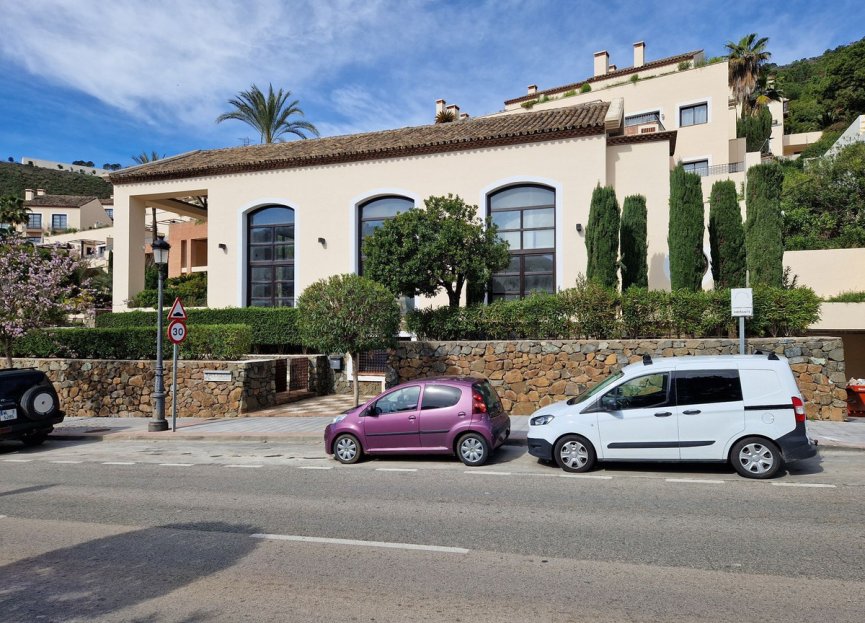 Resale - House - Detached Villa - Benahavís - Benahavís Centro