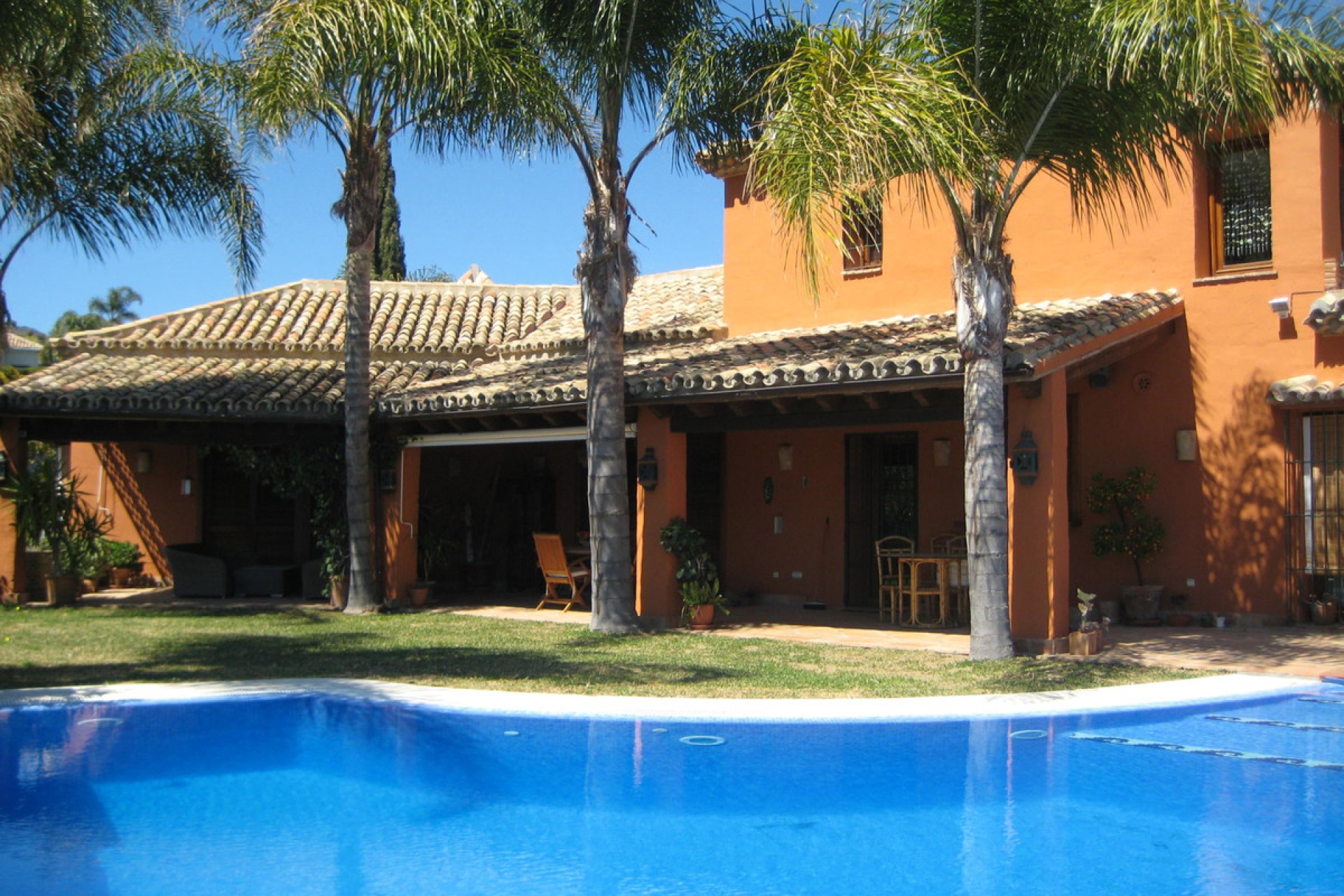 Resale - House - Detached Villa - Benahavís - Benahavís Centro