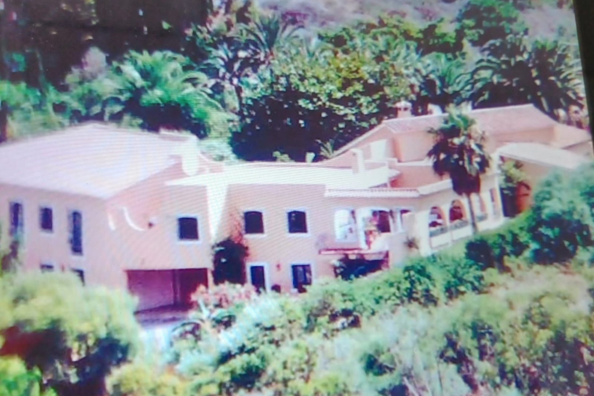 Resale - House - Detached Villa - Benahavís - Benahavís Centro