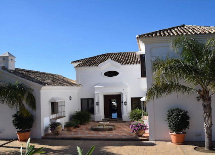 Resale - House - Detached Villa - Benahavís - Benahavís Centro