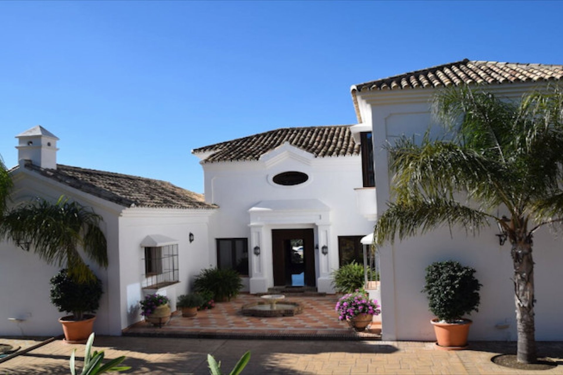 Resale - House - Detached Villa - Benahavís - Benahavís Centro