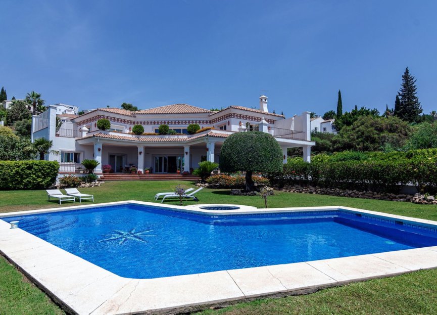 Resale - House - Detached Villa - Benahavís - Benahavís Centro