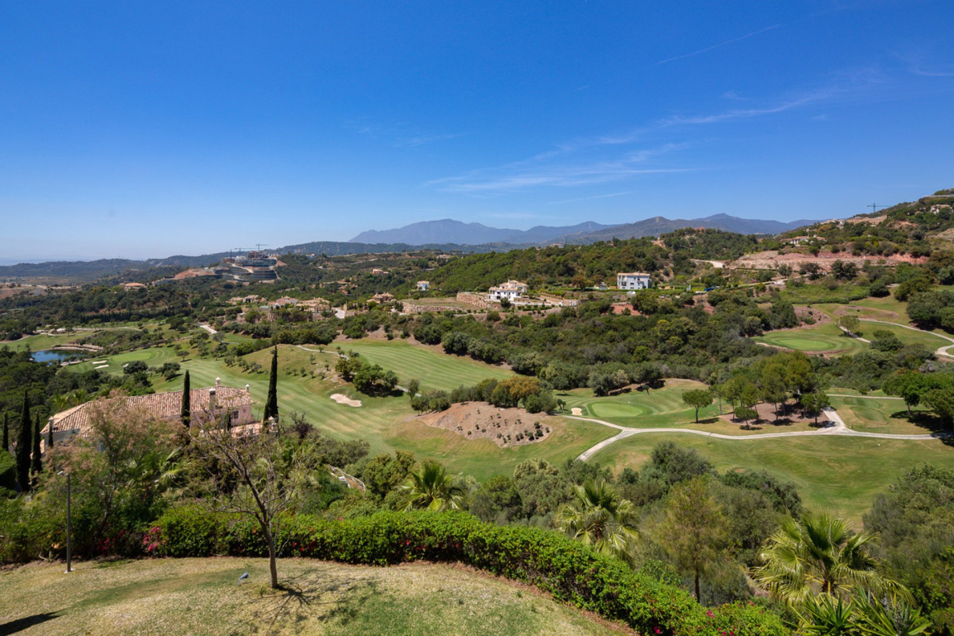 Resale - House - Detached Villa - Benahavís - Benahavís Centro