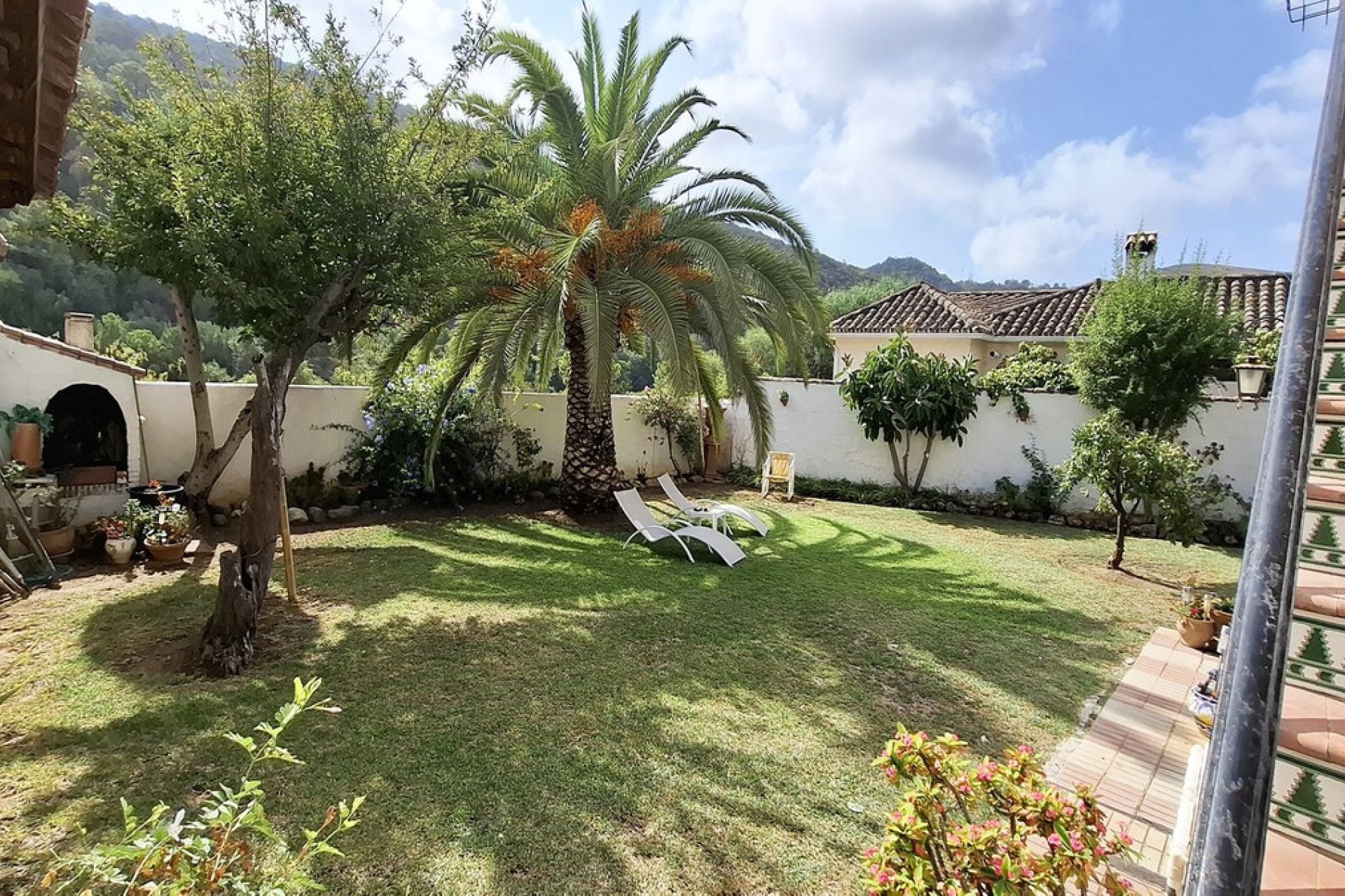 Resale - House - Detached Villa - Benahavís - Benahavís Centro