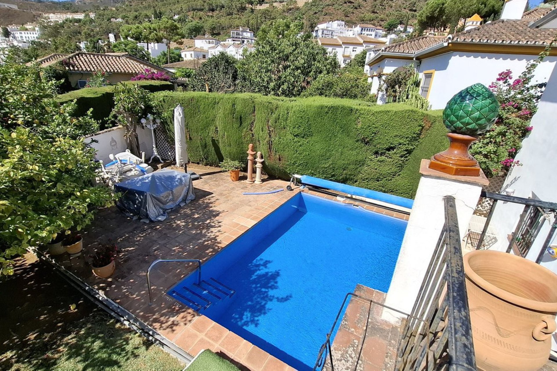 Resale - House - Detached Villa - Benahavís - Benahavís Centro