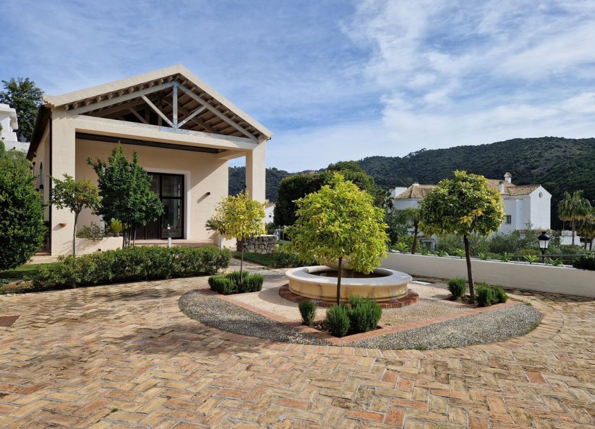 Resale - House - Detached Villa - Benahavís - Benahavís Centro