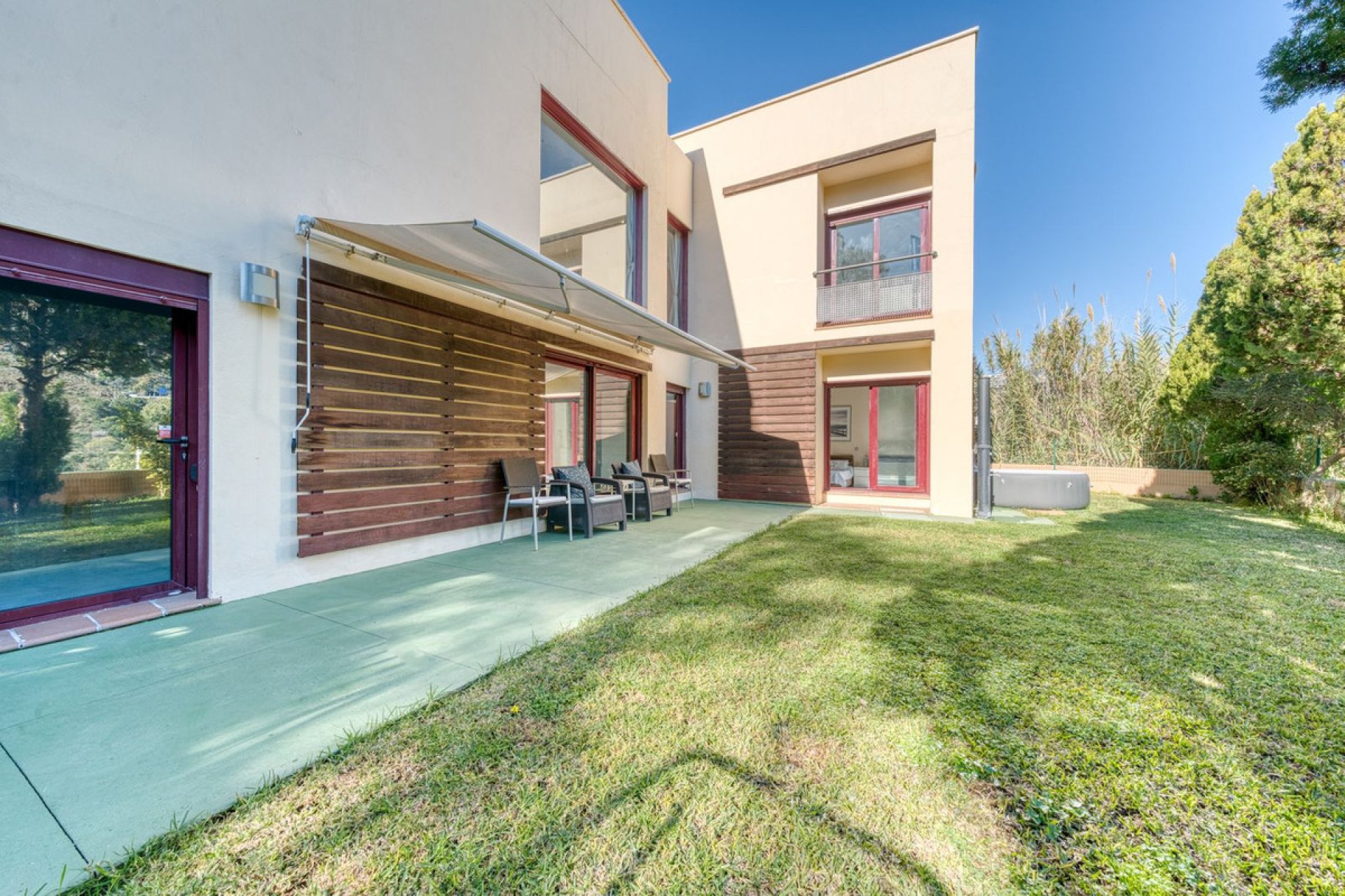 Resale - House - Detached Villa - Benahavís - Benahavís Centro