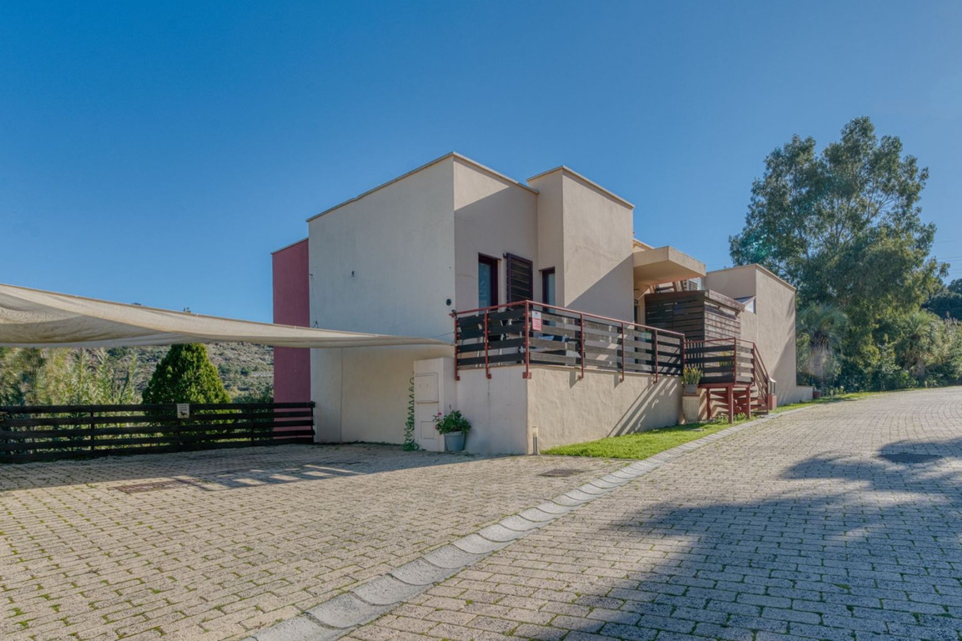 Resale - House - Detached Villa - Benahavís - Benahavís Centro