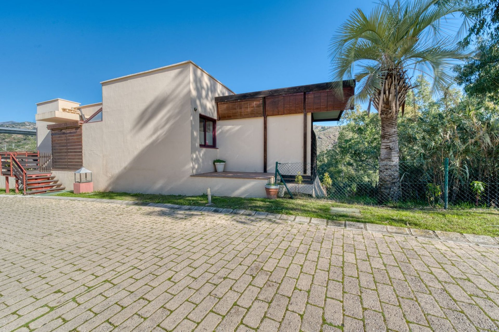 Resale - House - Detached Villa - Benahavís - Benahavís Centro