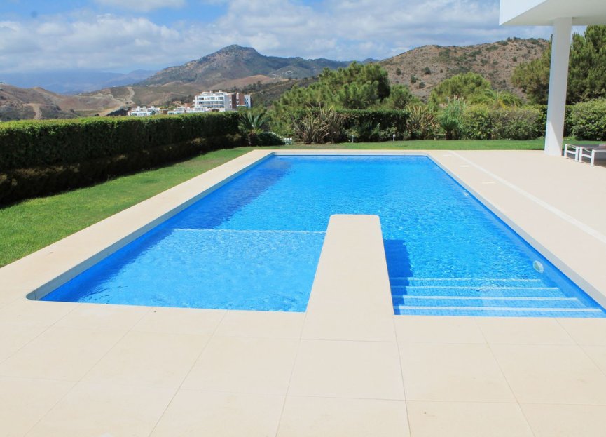 Resale - House - Detached Villa - Benahavís - Benahavís Centro