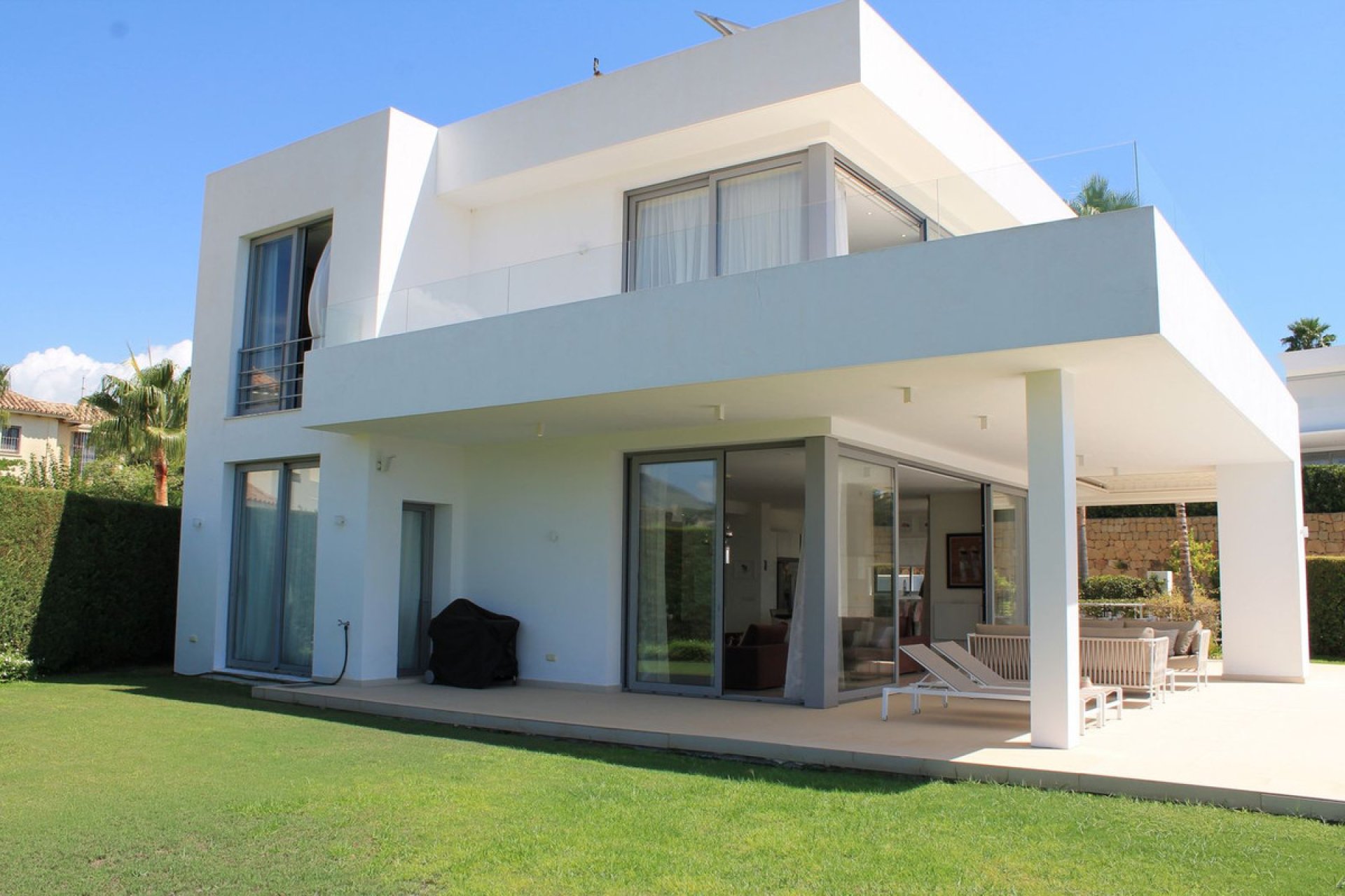 Resale - House - Detached Villa - Benahavís - Benahavís Centro