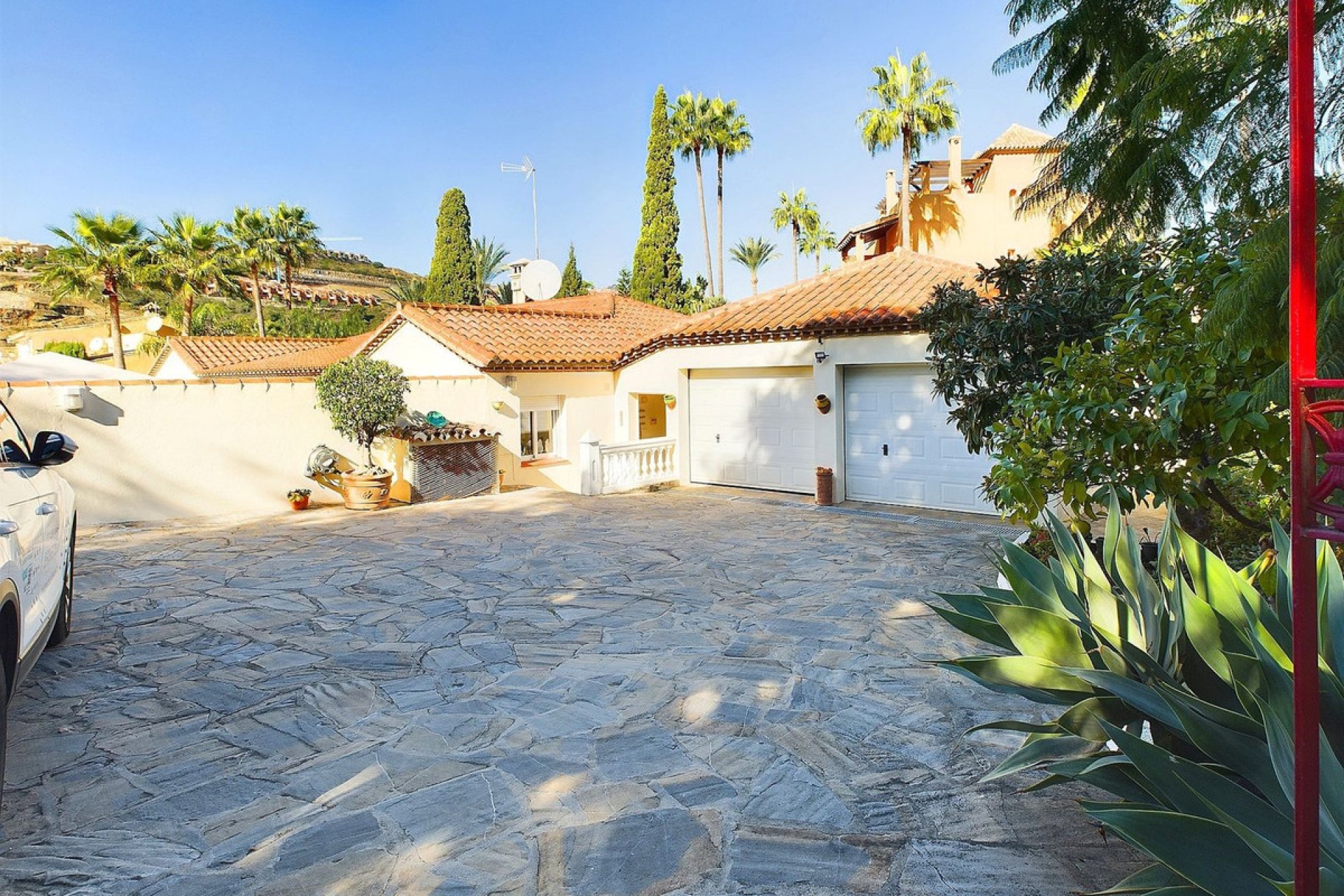 Resale - House - Detached Villa - Benahavís - Benahavís Centro