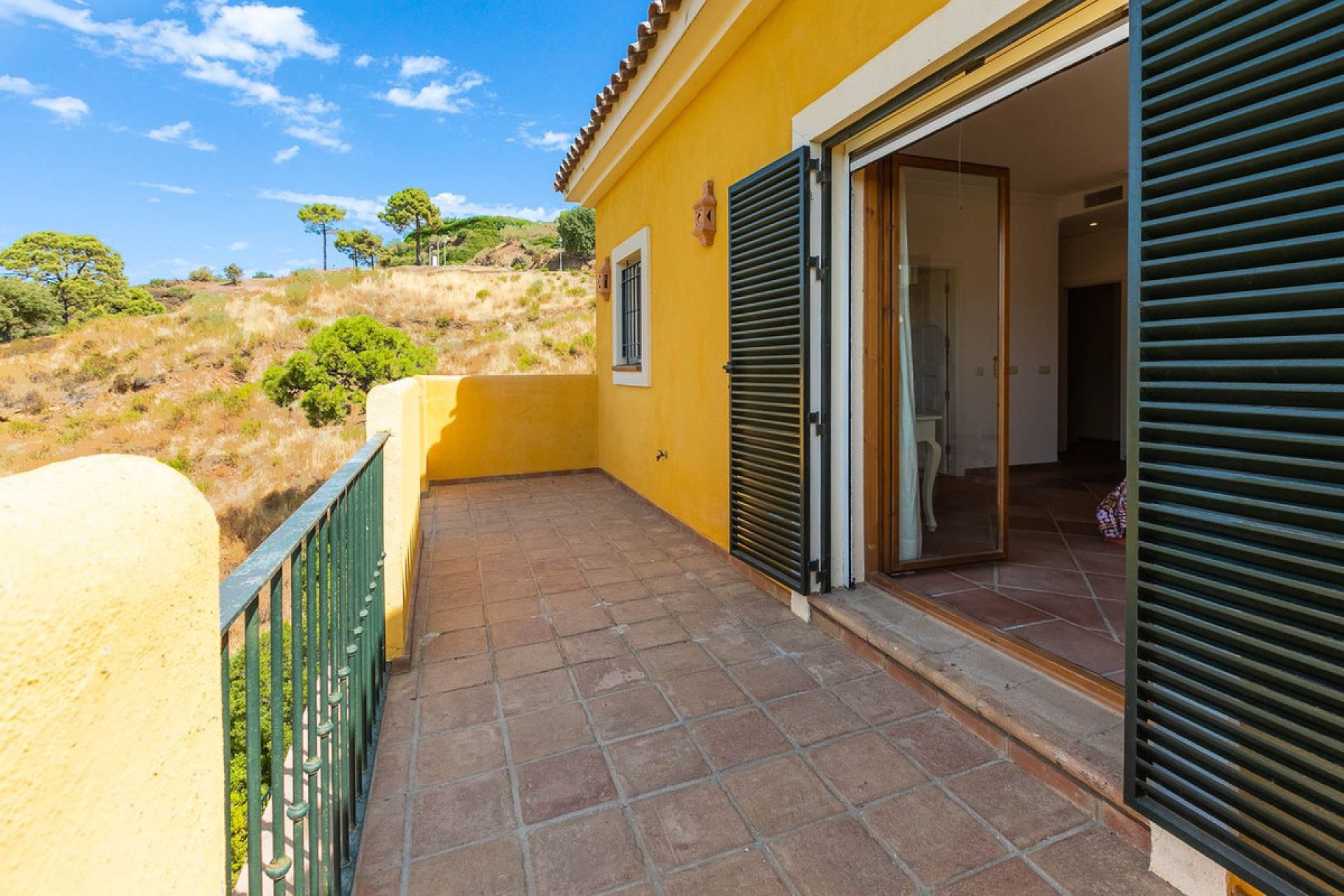 Resale - House - Detached Villa - Benahavís - Benahavís Centro