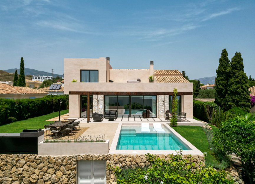 Resale - House - Detached Villa - Benahavís - Benahavís Centro