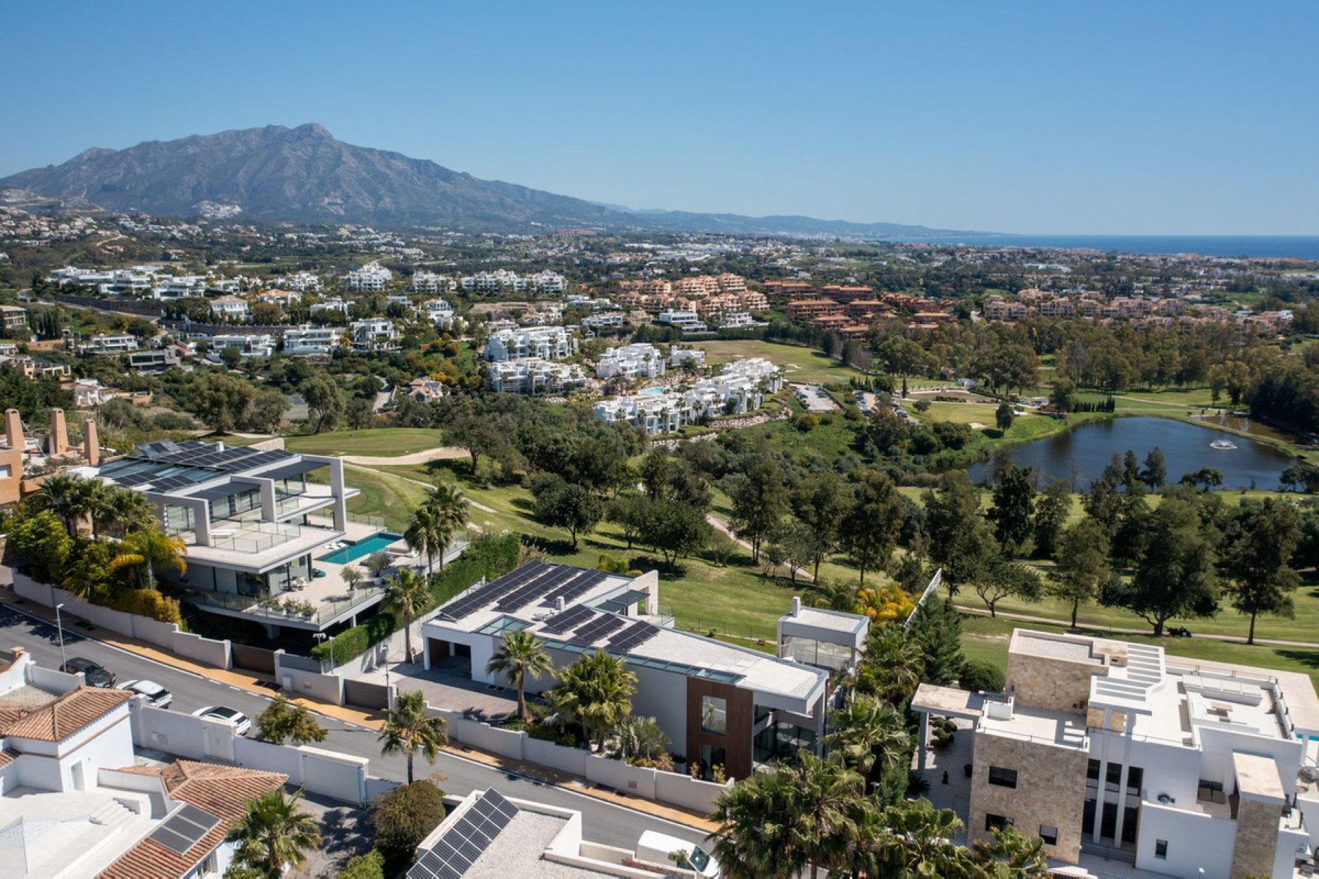 Resale - House - Detached Villa - Benahavís - Benahavís Centro