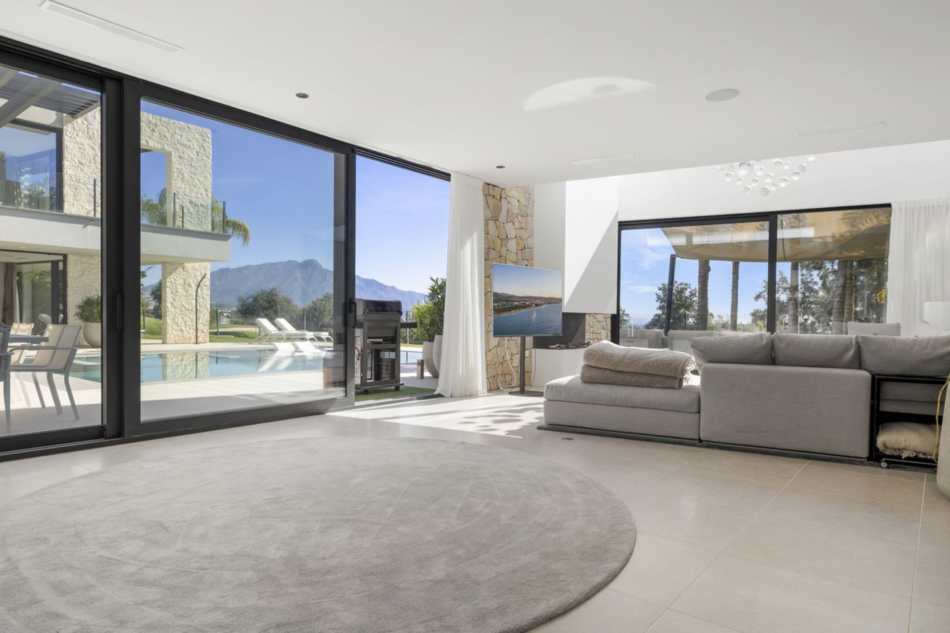 Resale - House - Detached Villa - Benahavís - Benahavís Centro