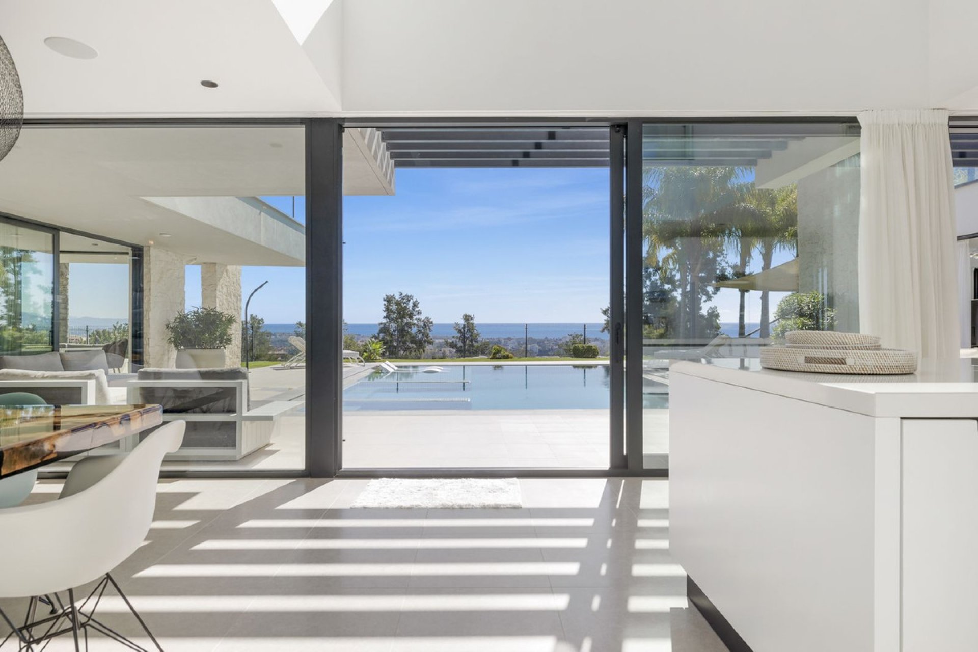 Resale - House - Detached Villa - Benahavís - Benahavís Centro