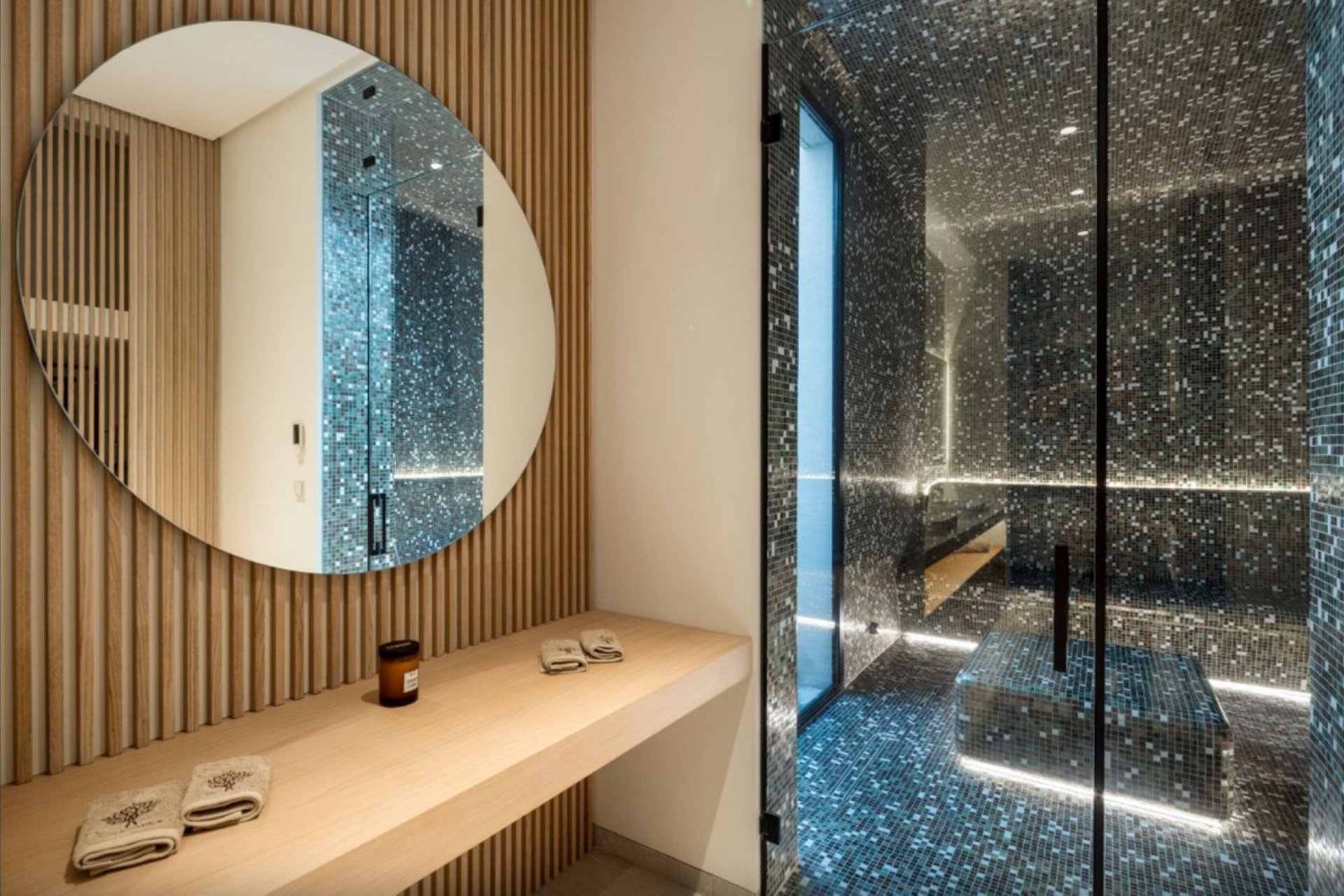 Resale - House - Detached Villa - Benahavís - Benahavís Centro