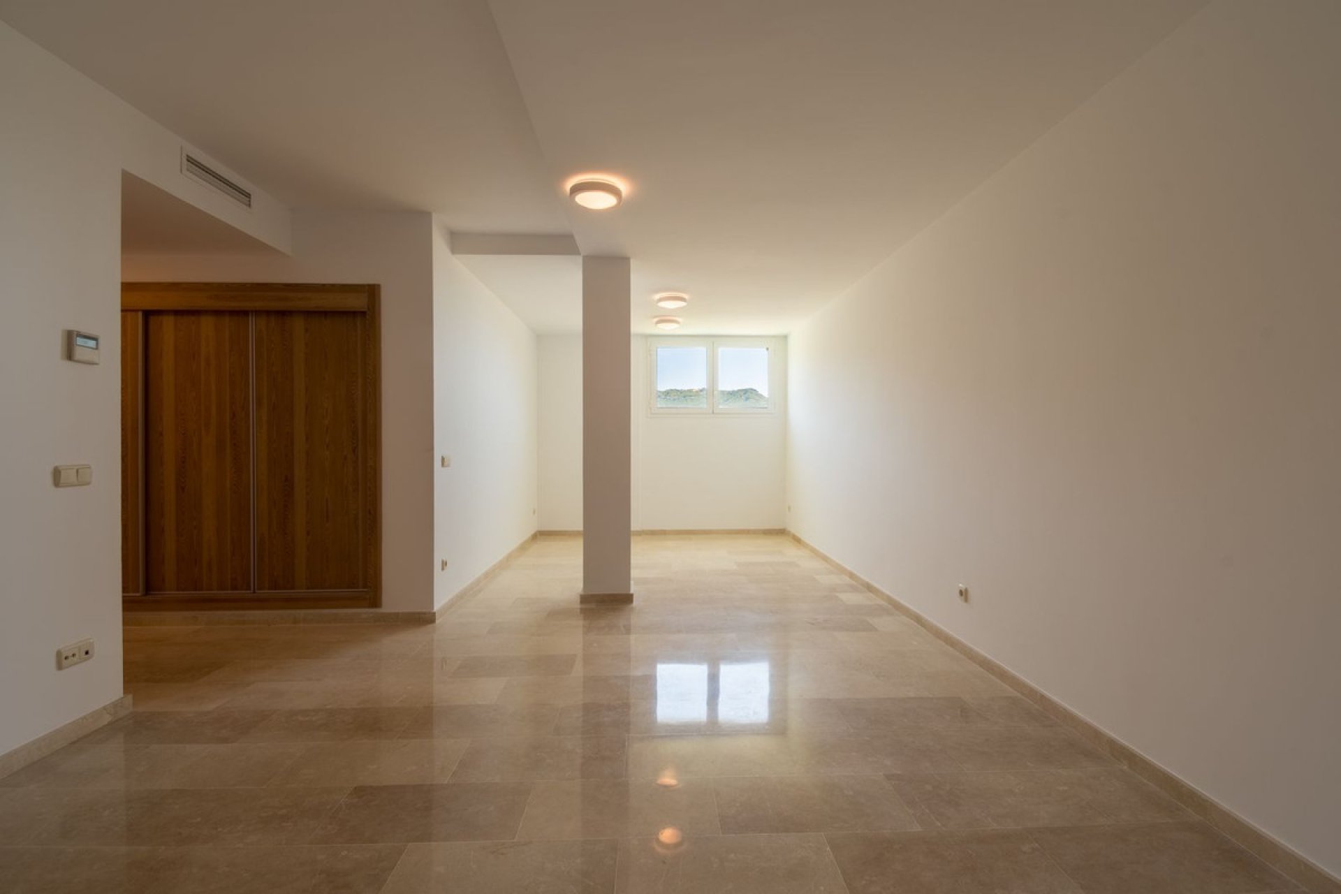 Resale - House - Detached Villa - Benahavís - Benahavís Centro