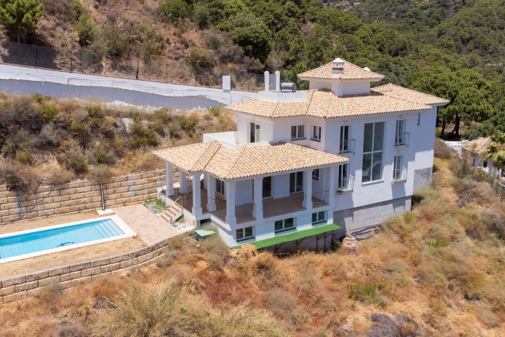 Resale - House - Detached Villa - Benahavís - Benahavís Centro