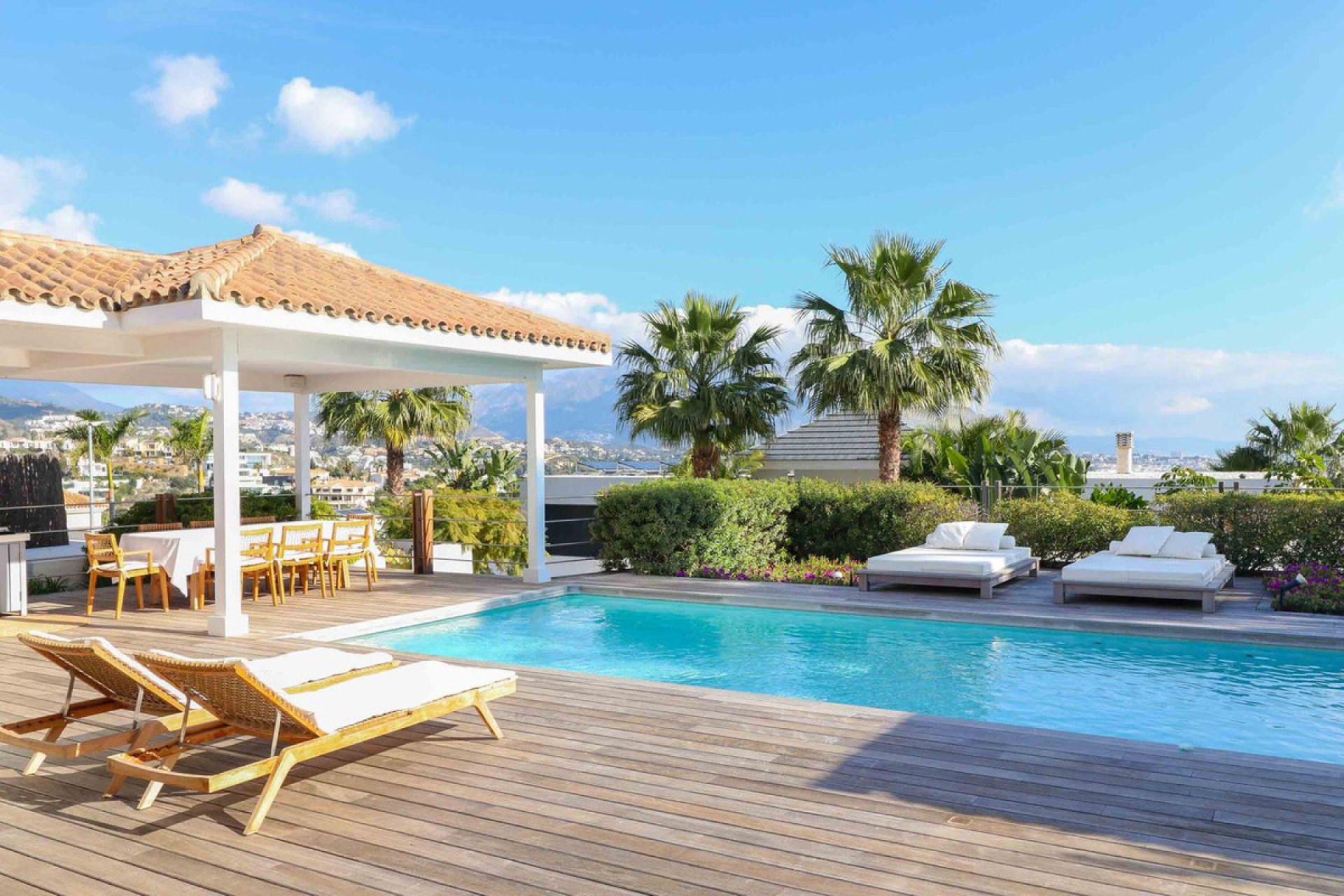 Resale - House - Detached Villa - Benahavís - Benahavís Centro