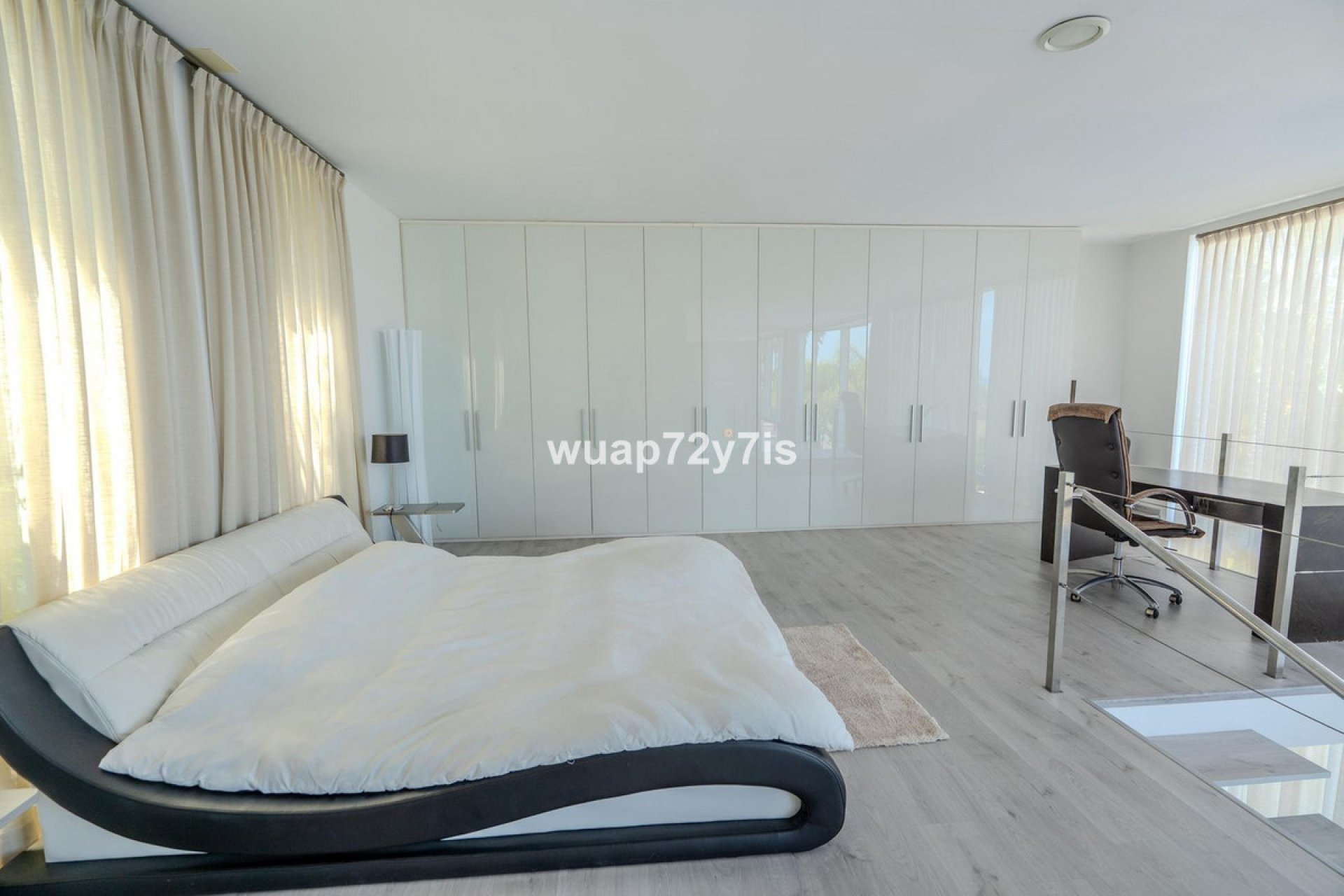 Resale - House - Detached Villa - Benahavís - Benahavís Centro