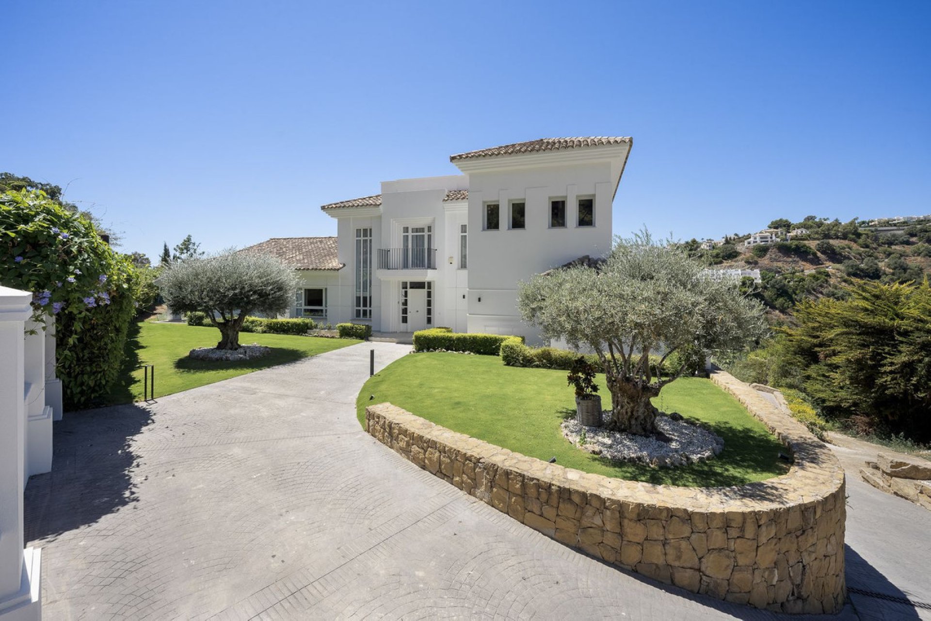 Resale - House - Detached Villa - Benahavís - Benahavís Centro