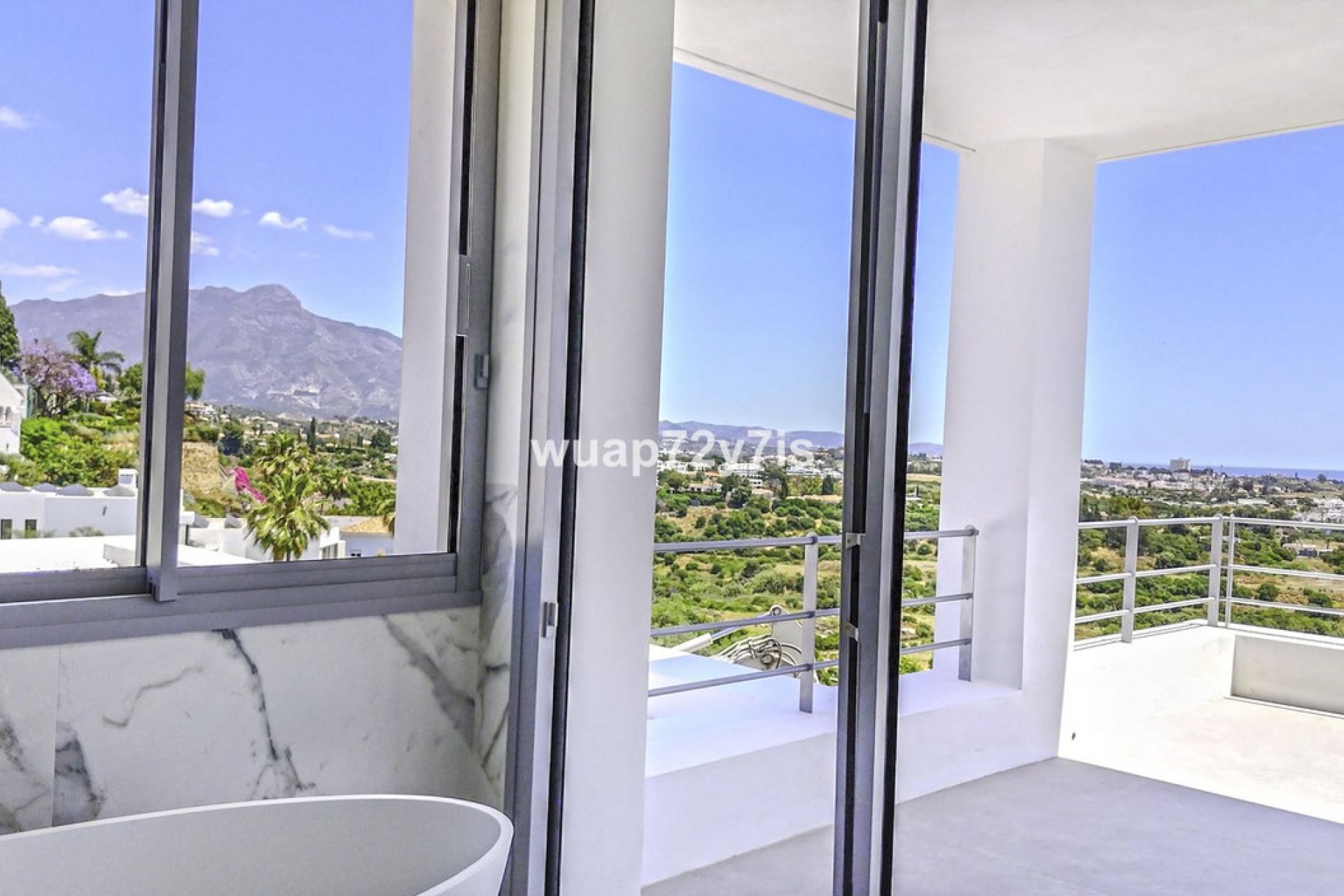 Resale - House - Detached Villa - Benahavís - Benahavís Centro