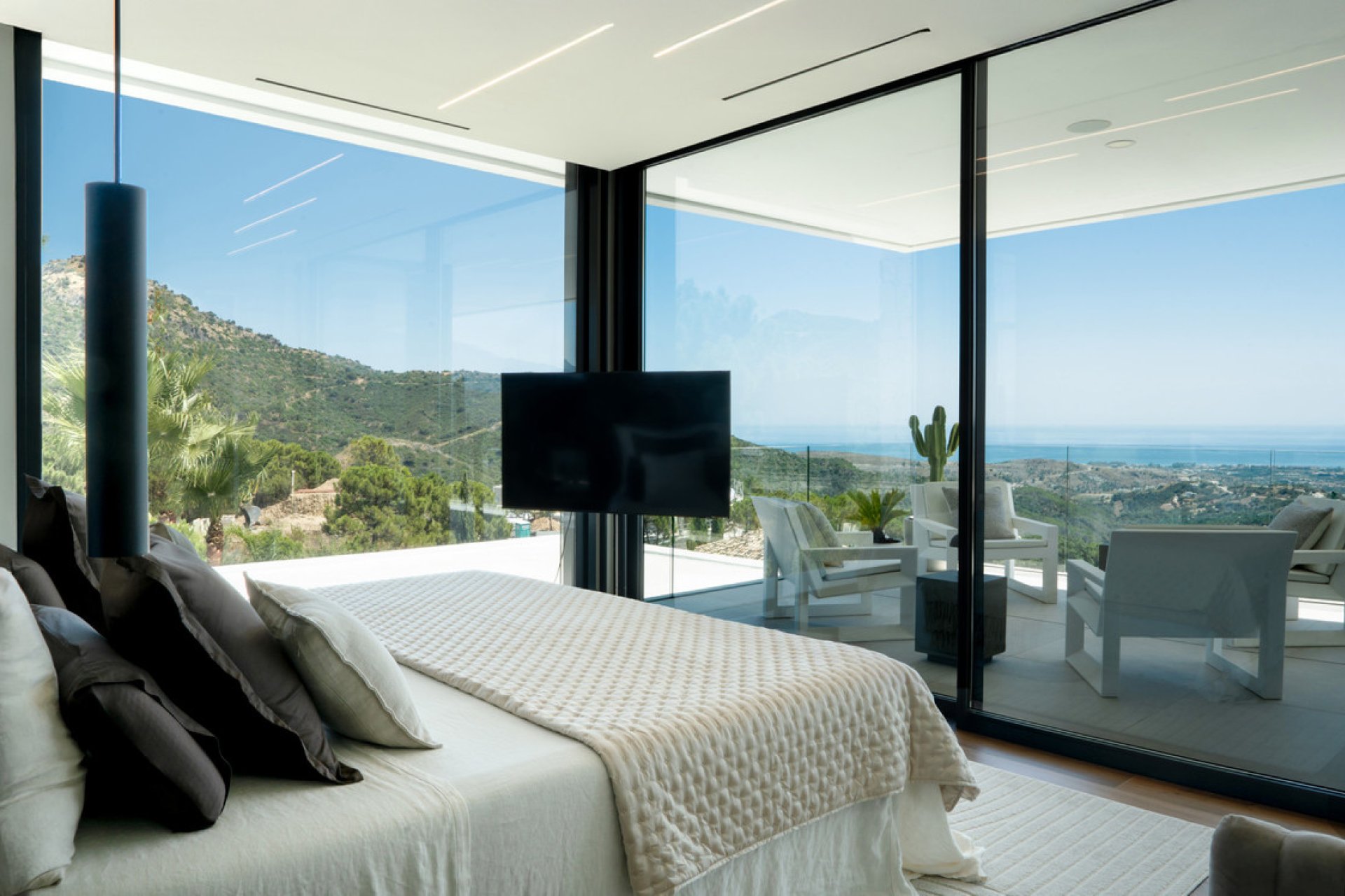 Resale - House - Detached Villa - Benahavís - Benahavís Centro