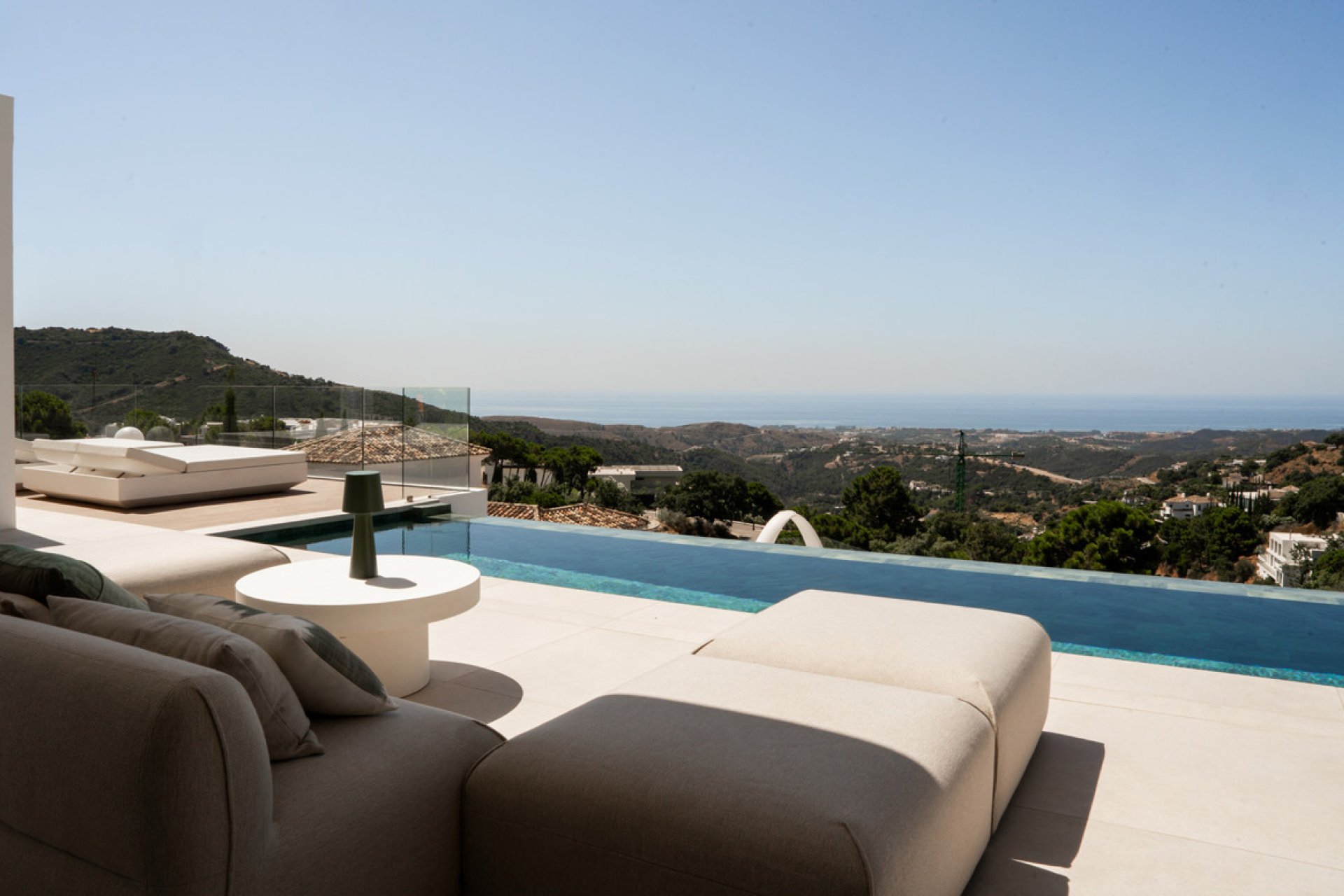 Resale - House - Detached Villa - Benahavís - Benahavís Centro