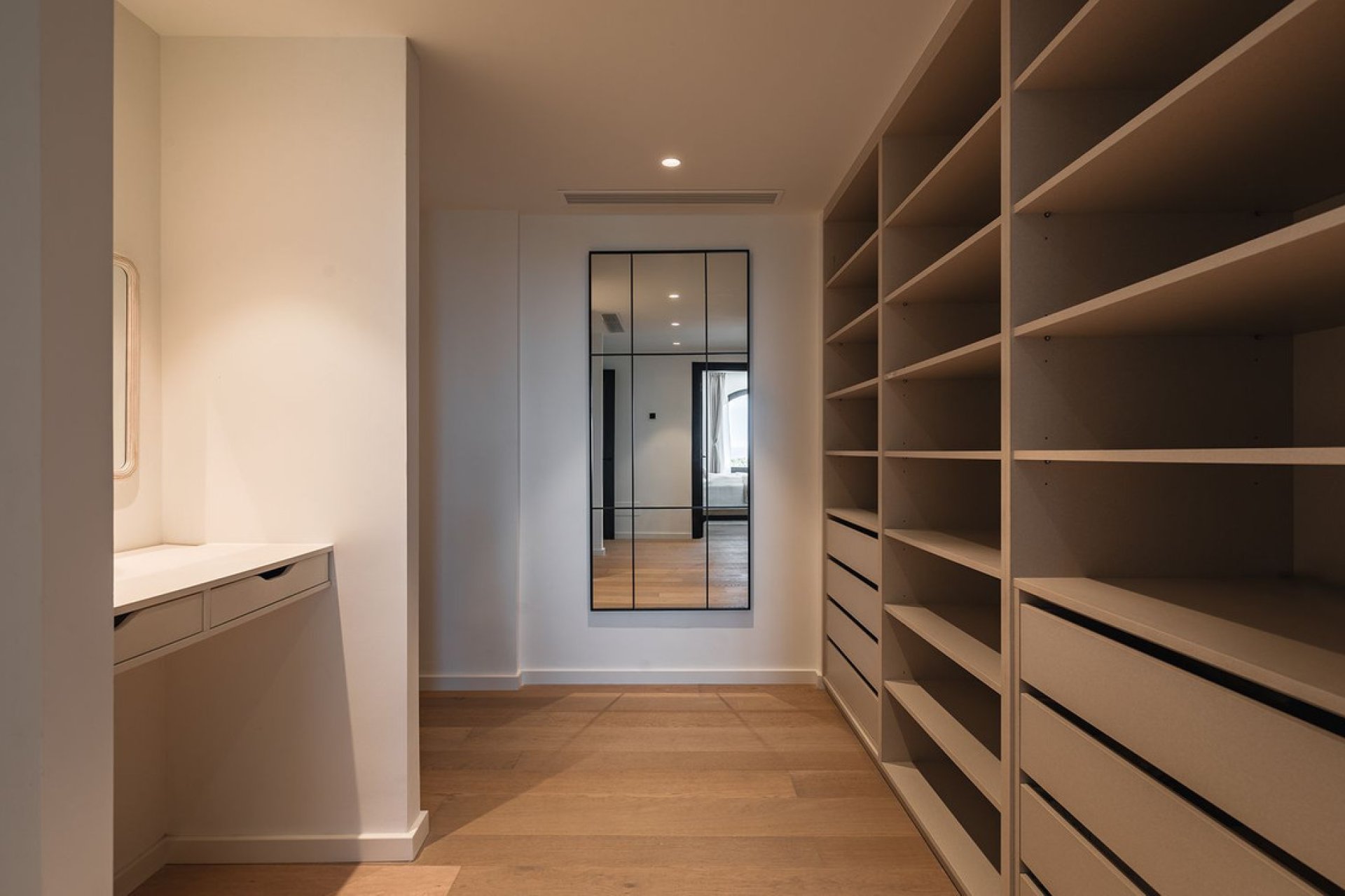 Resale - House - Detached Villa - Benahavís - El Madroñal