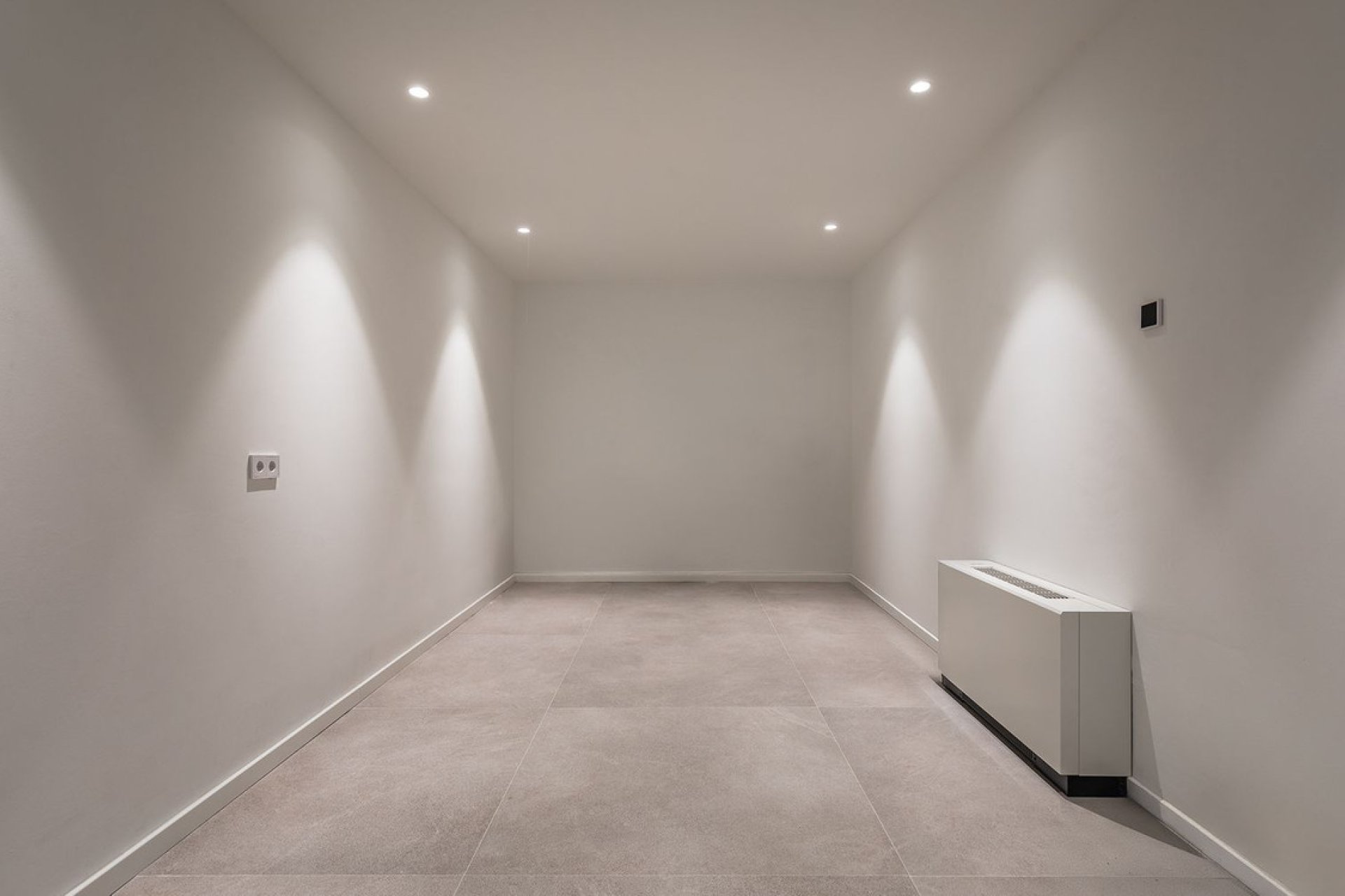 Resale - House - Detached Villa - Benahavís - El Madroñal