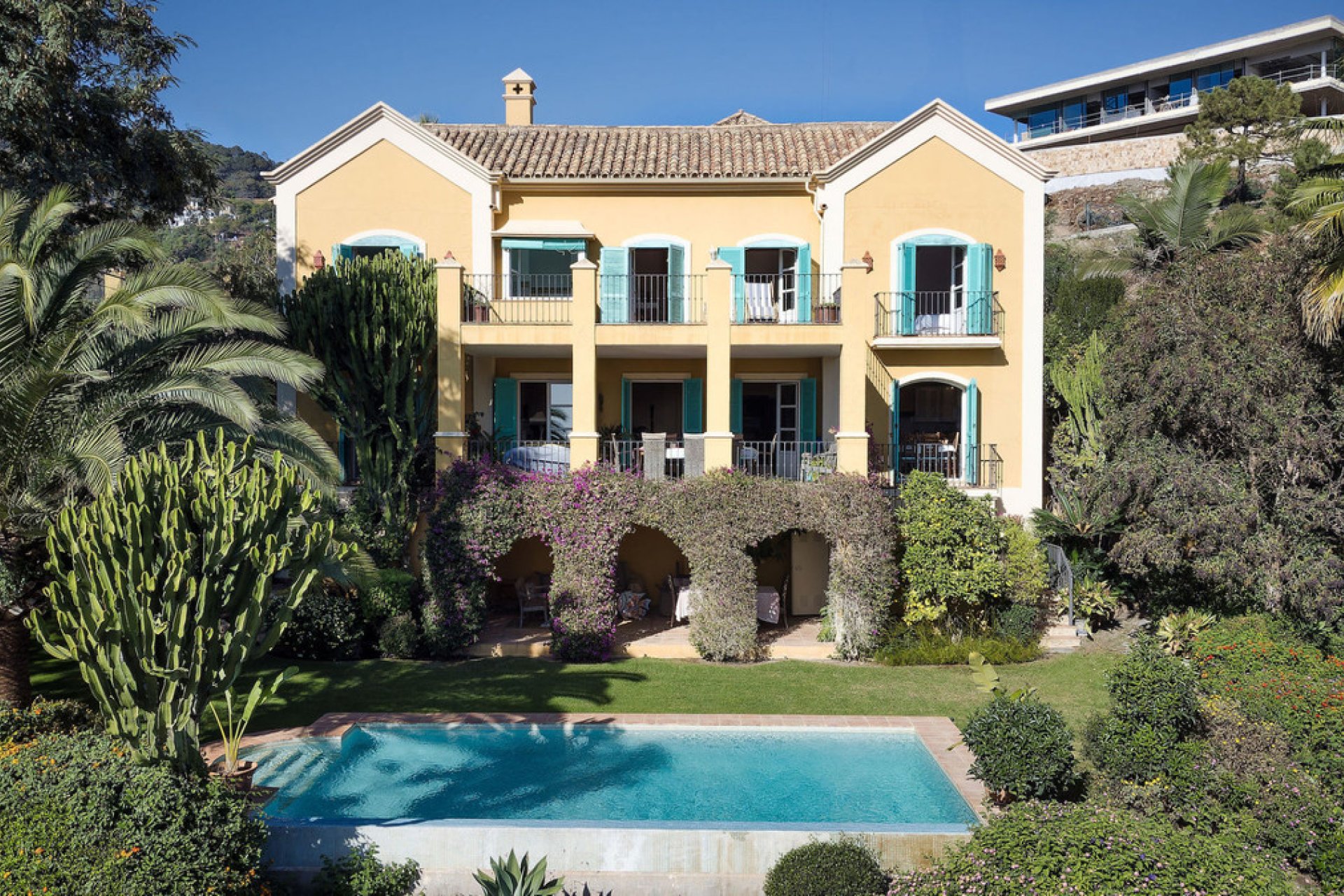 Resale - House - Detached Villa - Benahavís - El Madroñal