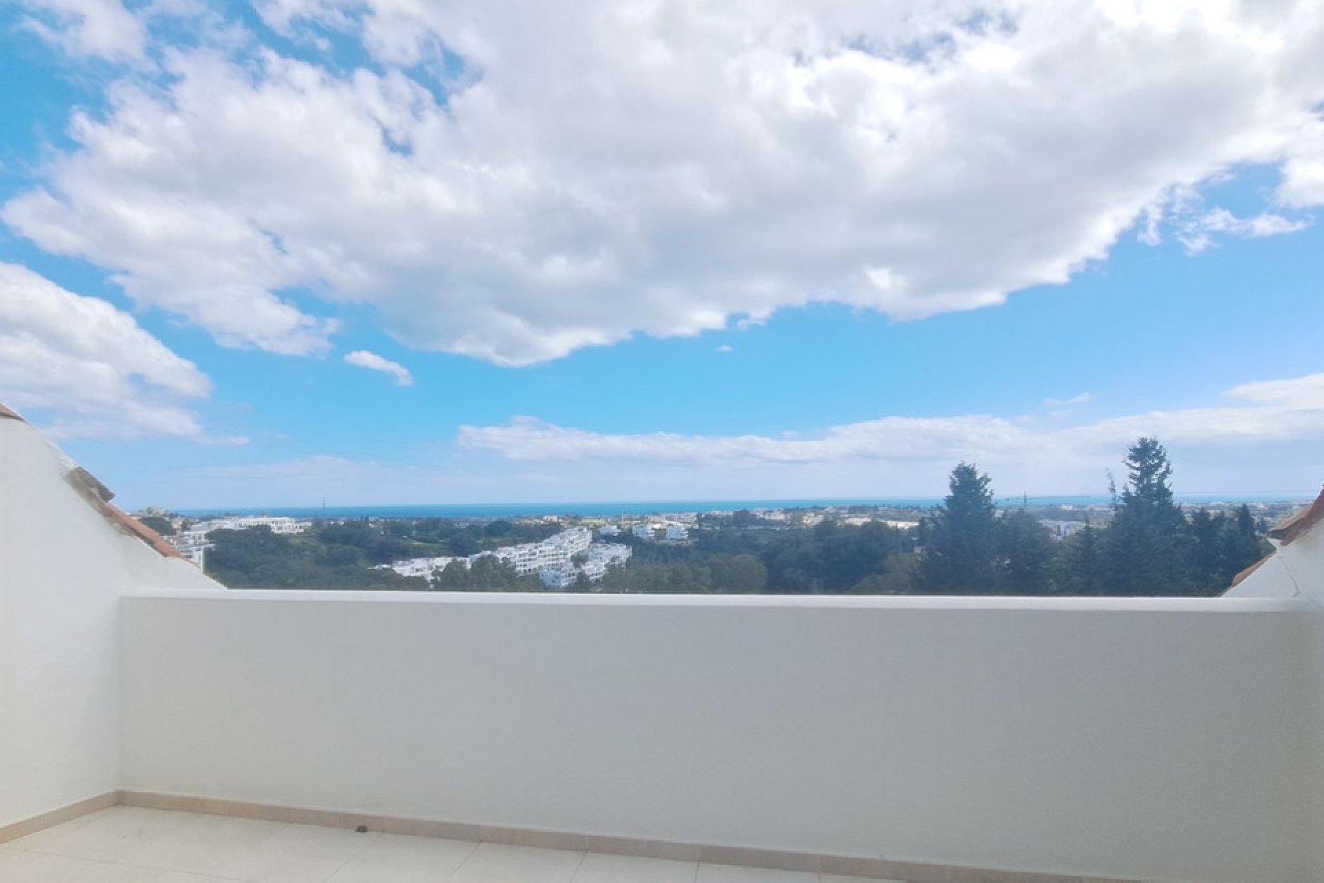 Resale - House - Detached Villa - Benahavís - La Quinta