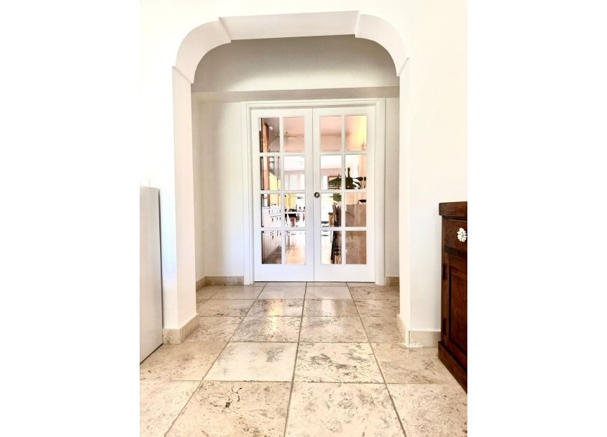 Resale - House - Detached Villa - Benahavís - La Quinta